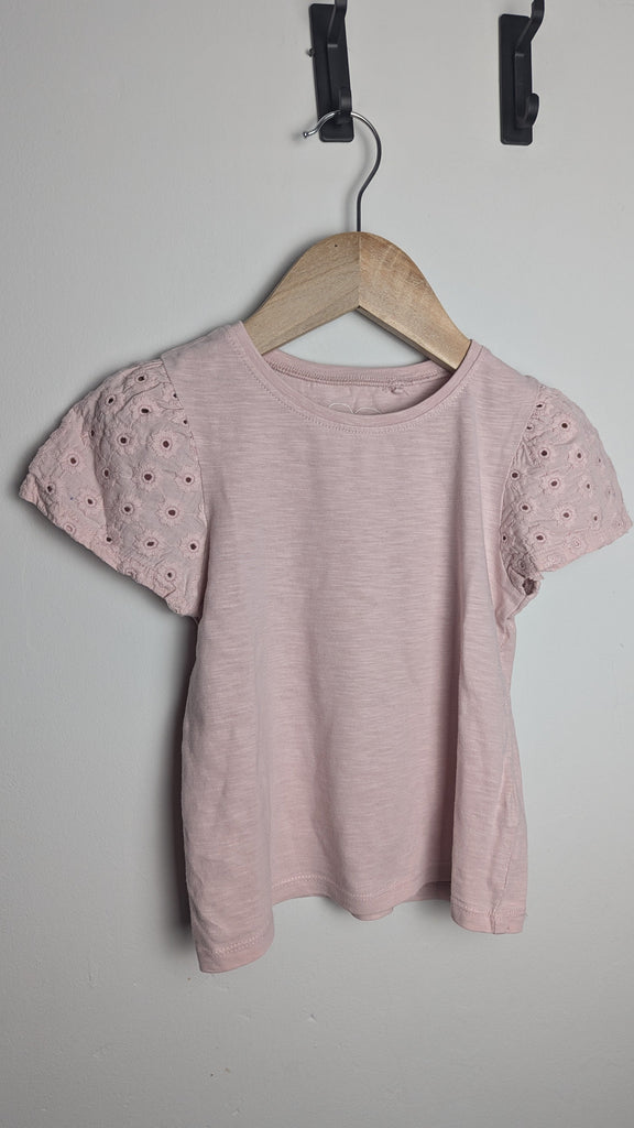 Next Light Pink Eyelet Top - Girls 3-4 Years Little Ones Preloved Used, Preloved, Preworn & Second Hand Baby, Kids & Children's Clothing UK Online. Cheap affordable. Brands including Next, Joules, Nutmeg Morrisons, TU, F&F, H&M.