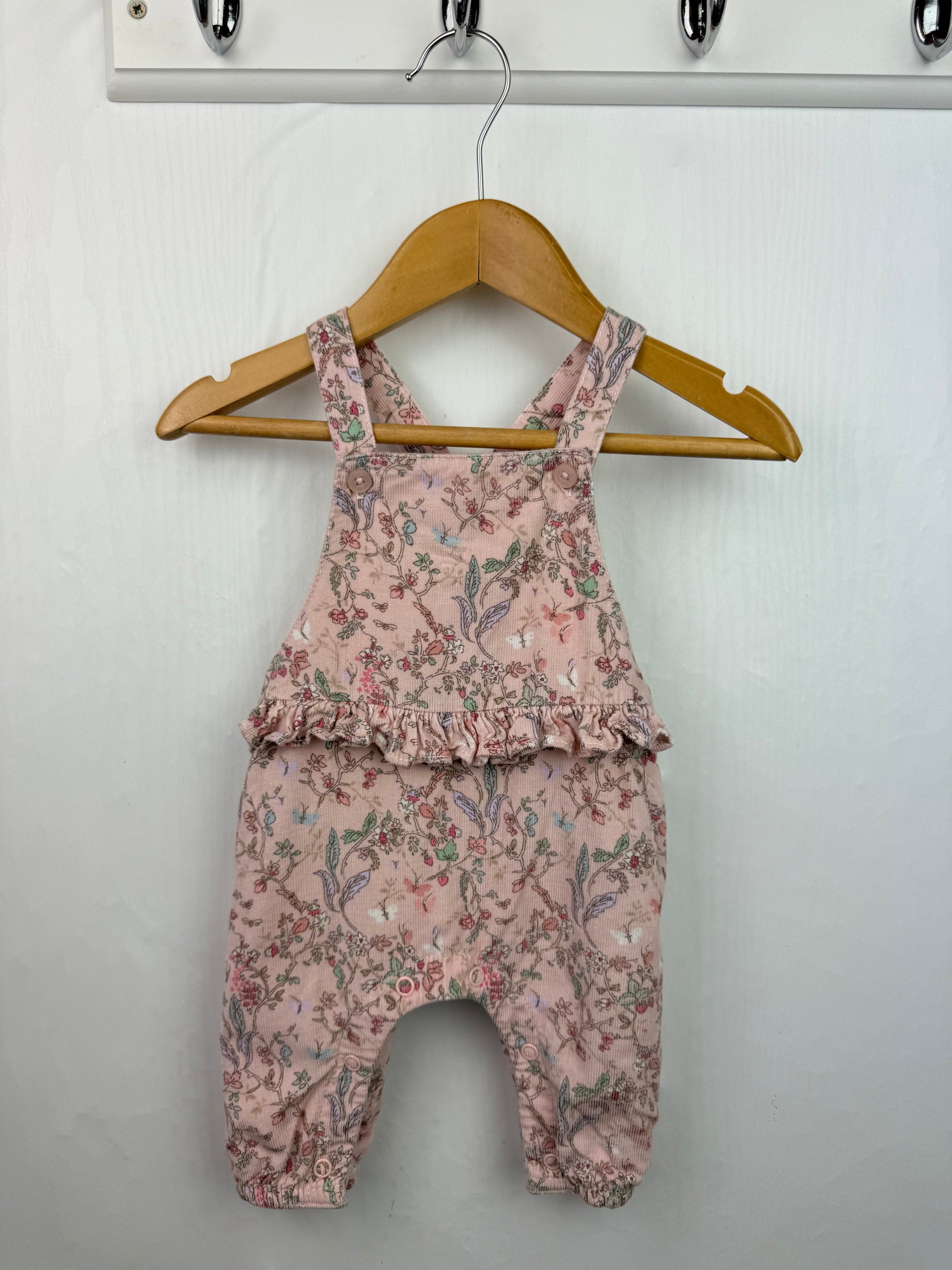 Next Pink Cord Floral Dungarees - Girls 0 - 1 Month - Little Ones Preloved. Second Hand Children's & Preloved Baby, Kids, Girls & Boys Clothes. UK online
