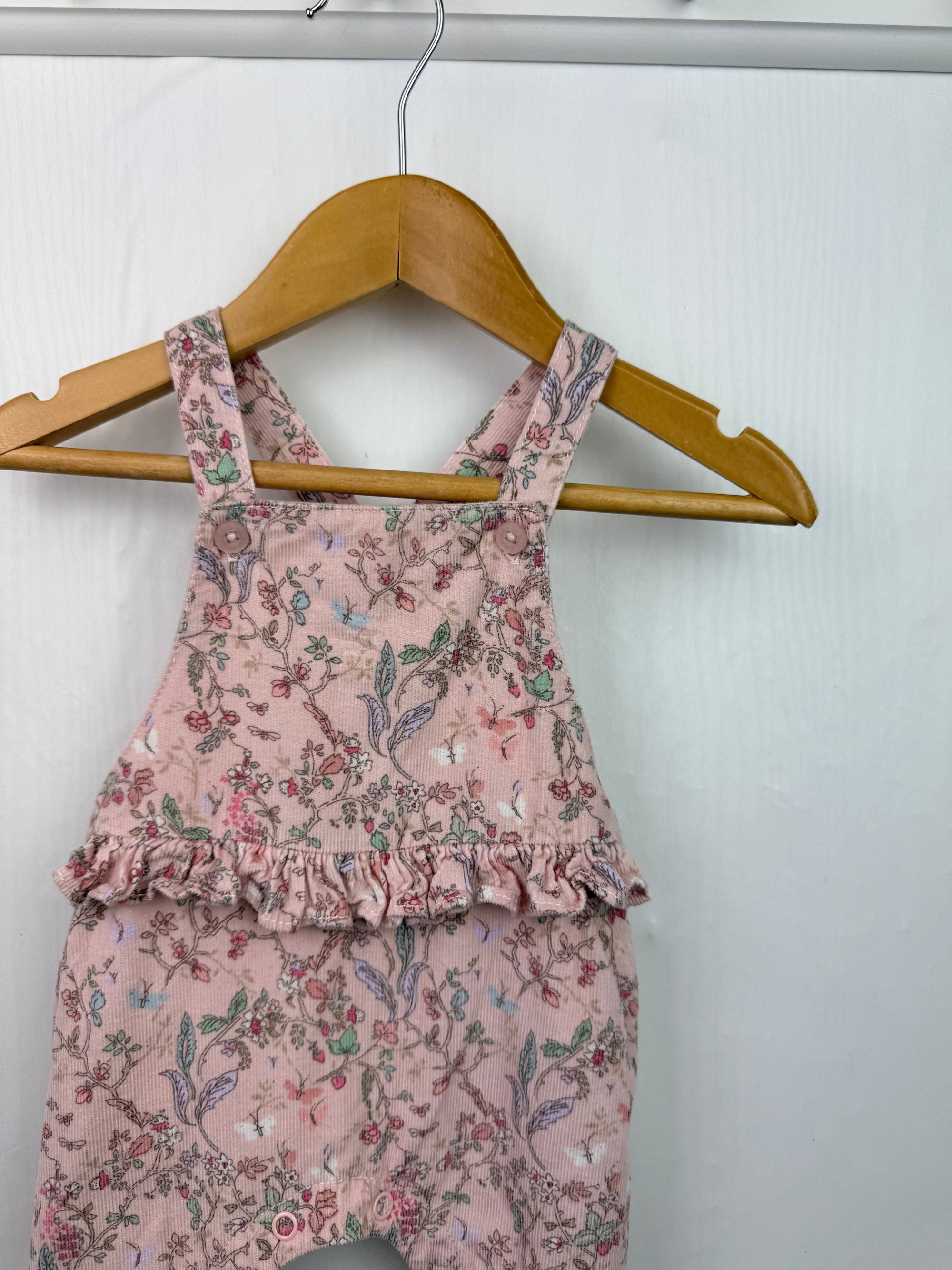 Next Pink Cord Floral Dungarees - Girls 0 - 1 Month - Little Ones Preloved. Second Hand Children's & Preloved Baby, Kids, Girls & Boys Clothes. UK online