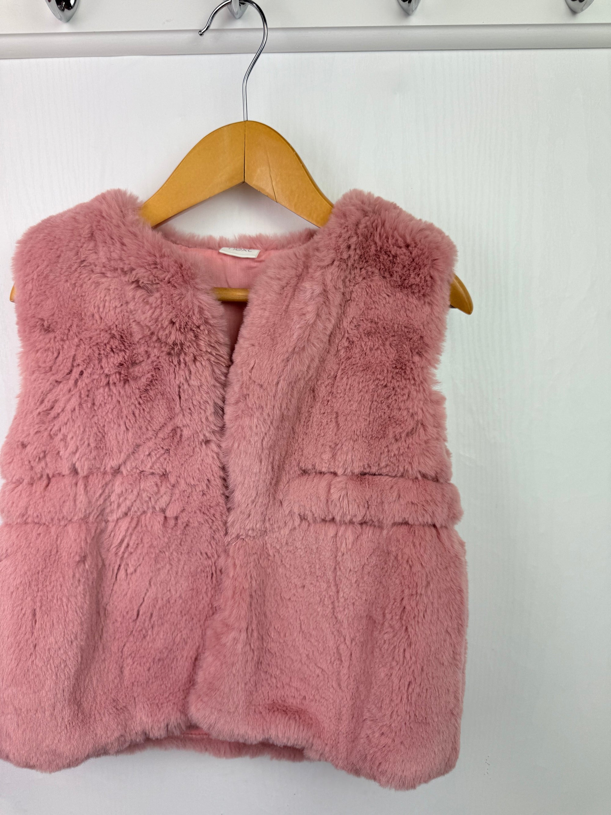 Next Pink Fluffy Gilet - Girls 18 - 24 Months - Little Ones Preloved. Second Hand Children's & Preloved Baby, Kids, Girls & Boys Clothes. UK online