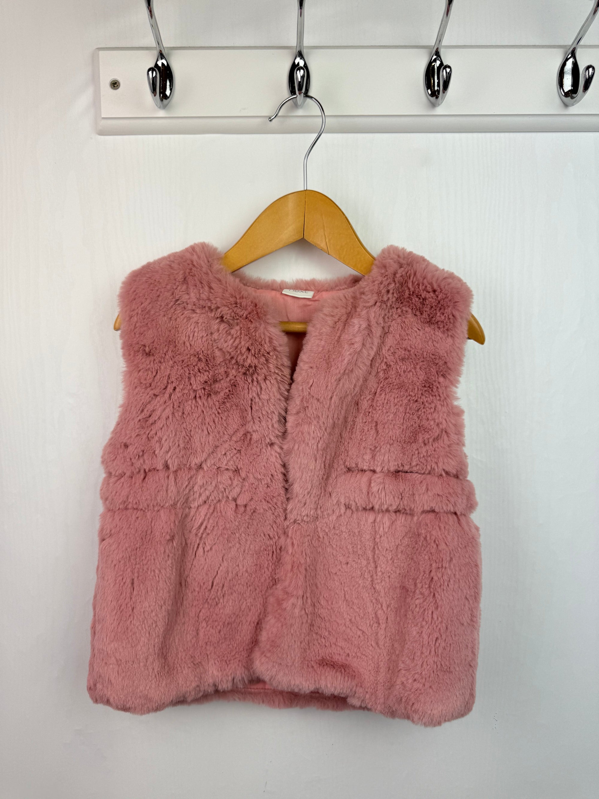 Next Pink Fluffy Gilet - Girls 18 - 24 Months - Little Ones Preloved. Second Hand Children's & Preloved Baby, Kids, Girls & Boys Clothes. UK online