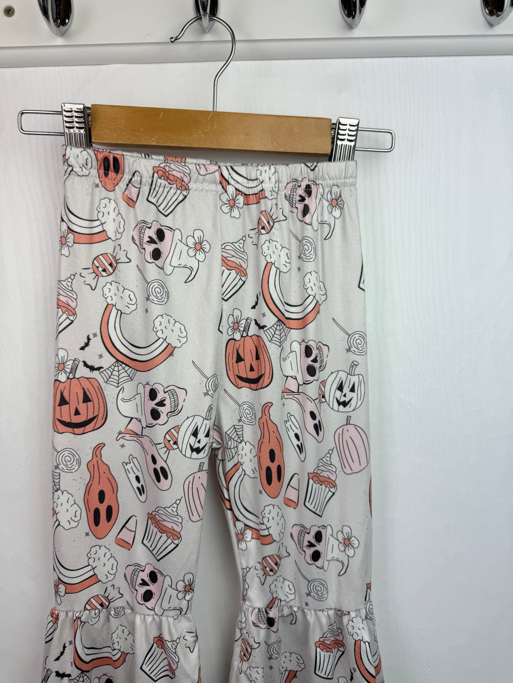 Next Pumpkin Romper - Unisex 0 - 1 Month - Little Ones Preloved. Second Hand Children's & Preloved Baby, Kids, Girls & Boys Clothes. UK online