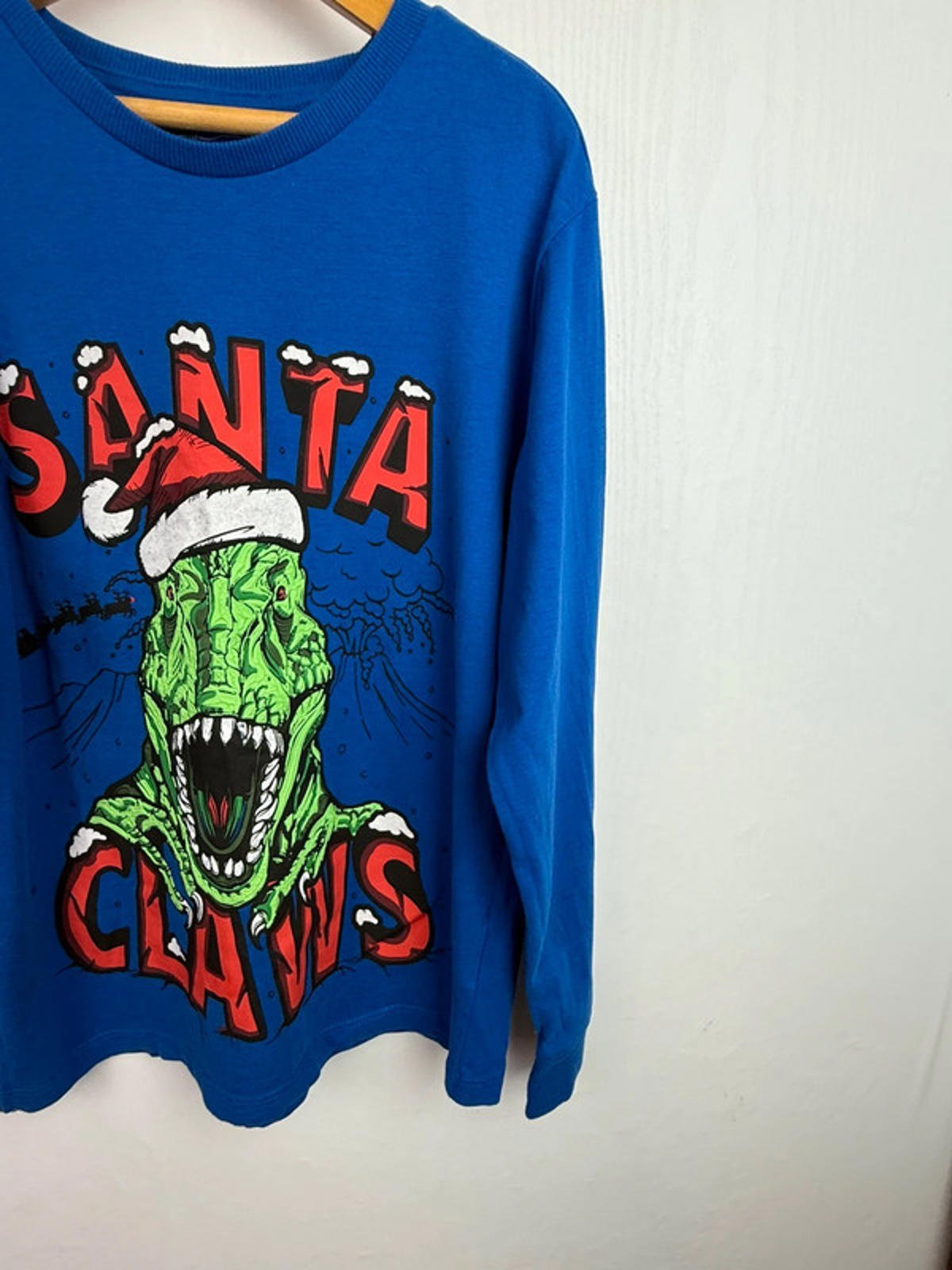 Next Santa Claws Dino Top - Boys 9 Years - Little Ones Preloved. Second Hand Children's & Preloved Baby, Kids, Girls & Boys Clothes. UK online