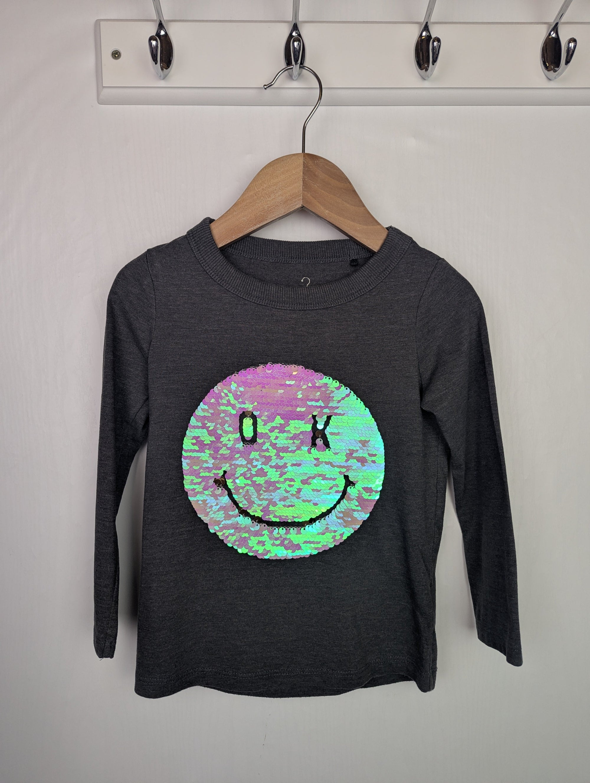 Next Sequin Smile Top - Girls 3 Years - Little Ones Preloved. Second Hand Children's & Preloved Baby, Kids, Girls & Boys Clothes. UK online