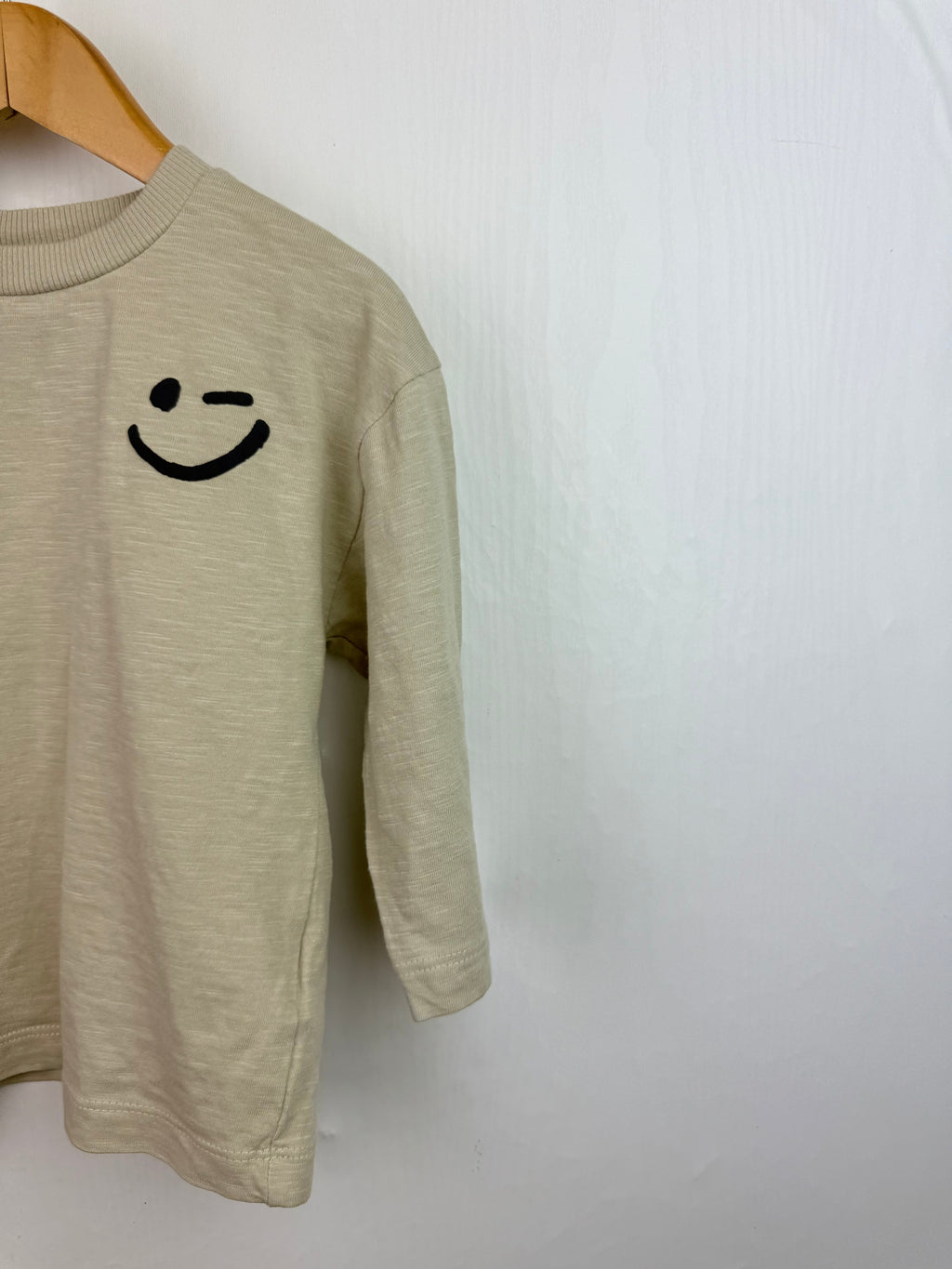 Next Smile Long Sleeve Top - Boys 9 - 12 Months - Little Ones Preloved. Second Hand Children's & Preloved Baby, Kids, Girls & Boys Clothes. UK online