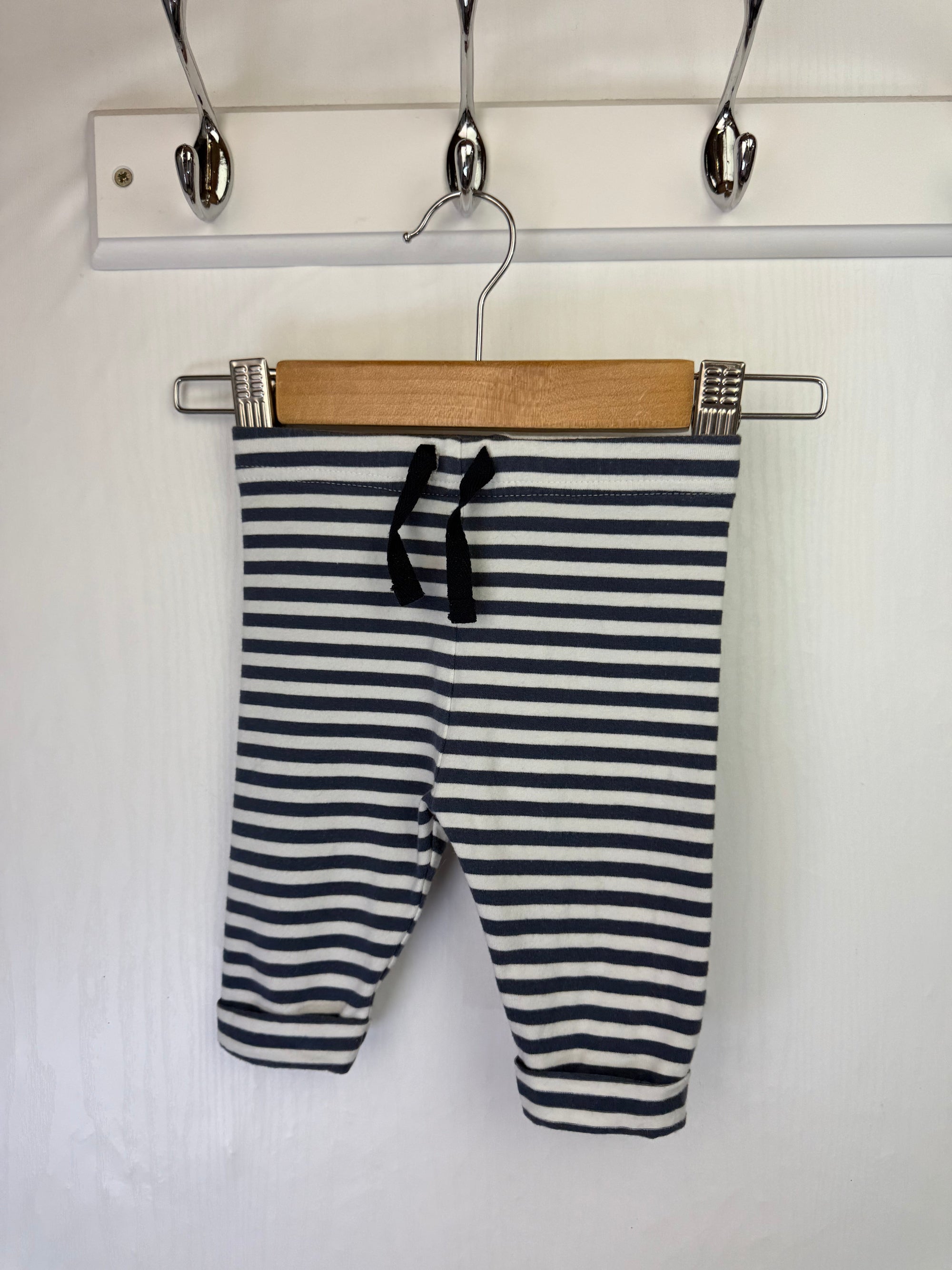 Next Striped Leggings - Baby Boys 0 - 1 Month - Little Ones Preloved. Second Hand Children's & Preloved Baby, Kids, Girls & Boys Clothes. UK online