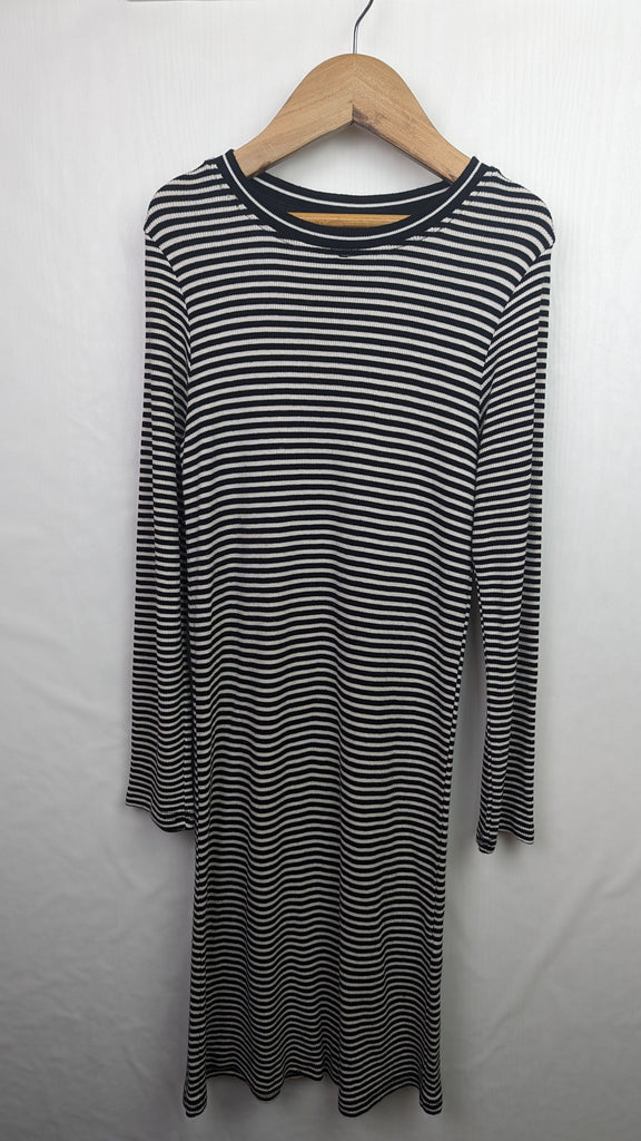 NEXT Striped Long Stretchy Dress 9y Next Used, Preloved, Preworn & Second Hand Baby, Kids & Children's Clothing UK Online. Cheap affordable. Brands including Next, Joules, Nutmeg Morrisons, TU, F&F, H&M.