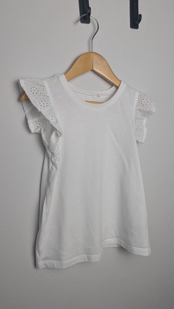 Next White Eyelet Sleeve Top - Girls 3-4 Years Little Ones Preloved Used, Preloved, Preworn & Second Hand Baby, Kids & Children's Clothing UK Online. Cheap affordable. Brands including Next, Joules, Nutmeg Morrisons, TU, F&F, H&M.