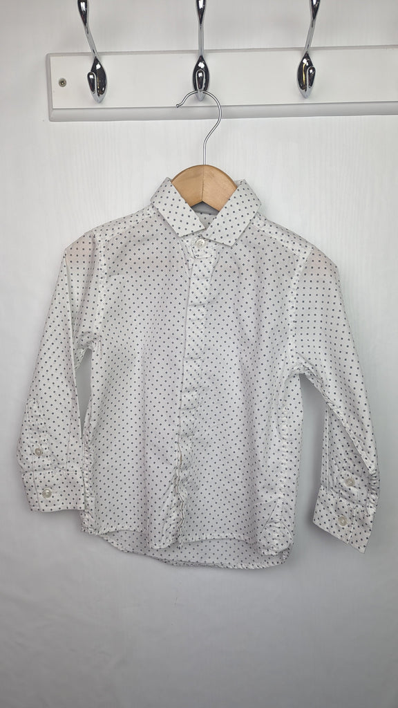 Next White Long Sleeve Shirt 3 Years Next Used, Preloved, Preworn Baby, Girls & Boys Clothes. Kids & Children's second hand Clothing UK Online. Cheap affordable. Brands including Next, Joules, Nutmeg Morrisons, TU, F&F, H&M.