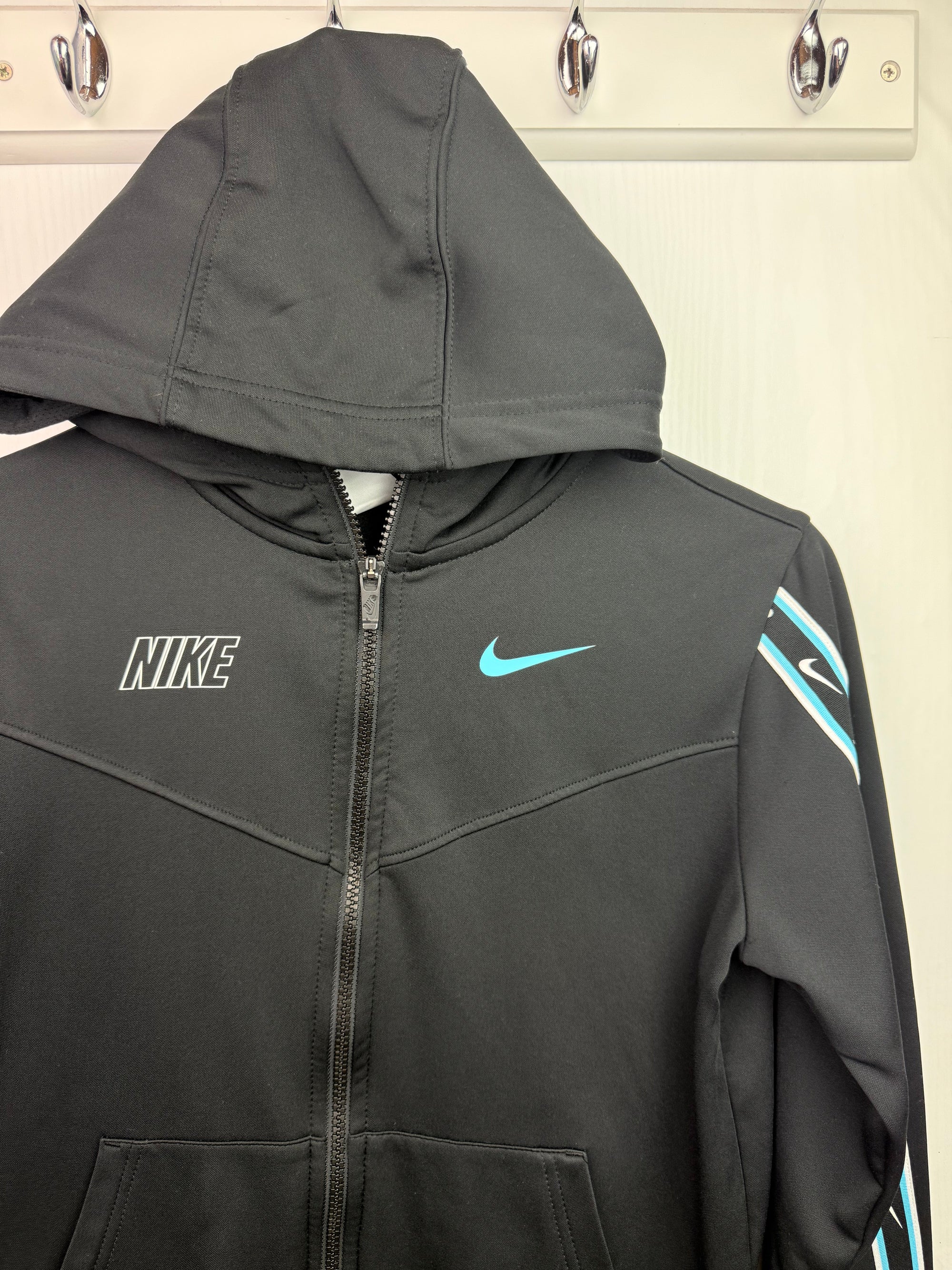 Nike Black & Blue Zip Hoodie - Boys 11 - 13 Years - Little Ones Preloved. Second Hand Children's & Preloved Baby, Kids, Girls & Boys Clothes. UK online