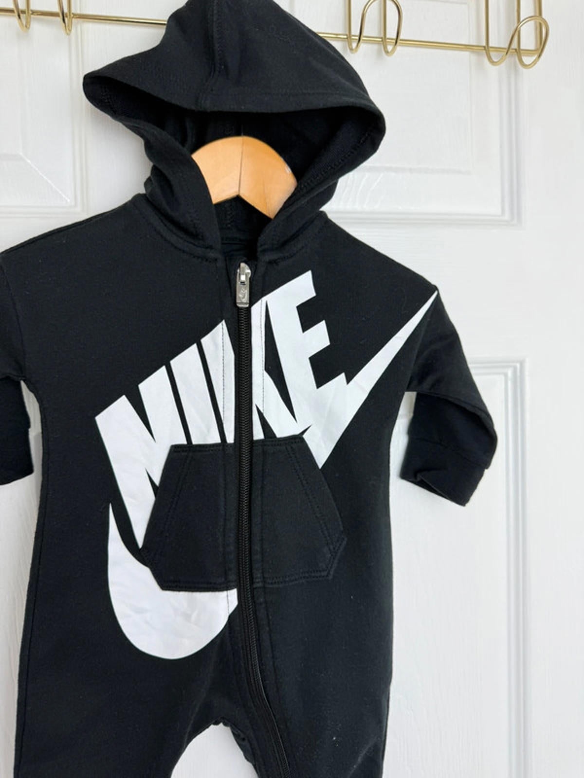 Nike Black Zip Footless Romper - Baby 3 Months - Little Ones Preloved. Second Hand Children's & Preloved Baby, Kids, Girls & Boys Clothes. UK online