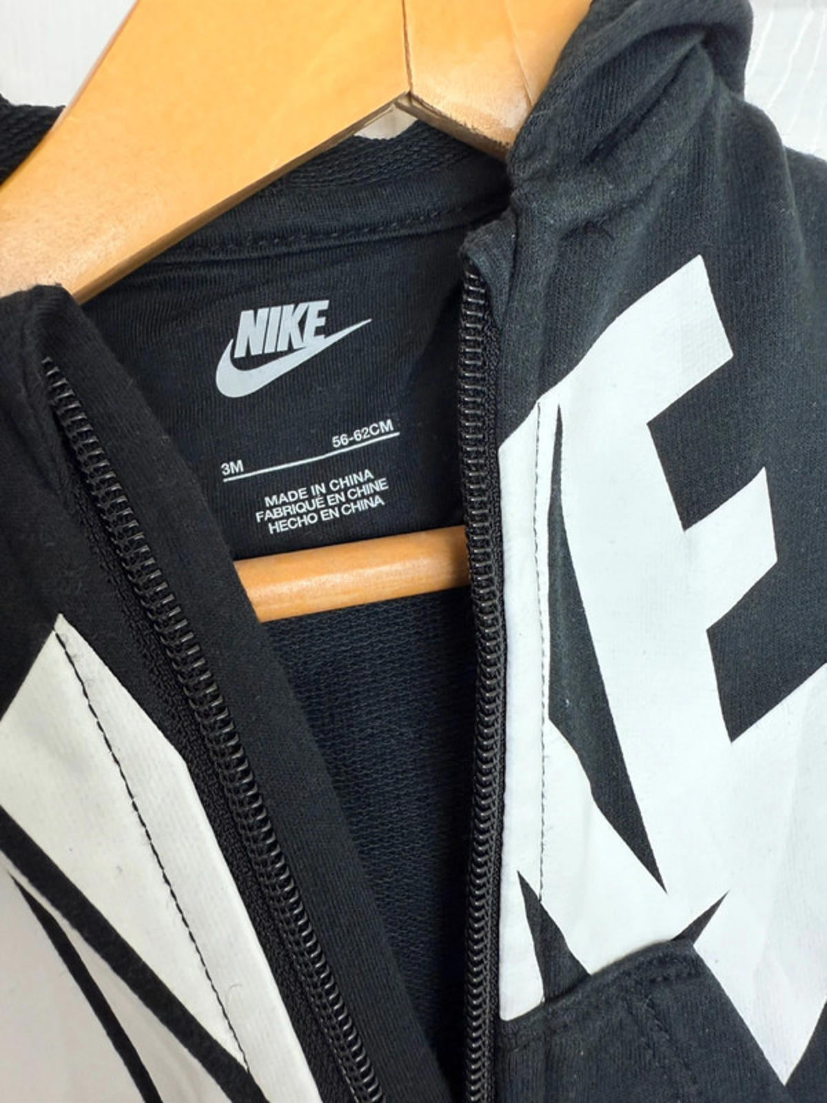 Nike Black Zip Footless Romper - Baby 3 Months - Little Ones Preloved. Second Hand Children's & Preloved Baby, Kids, Girls & Boys Clothes. UK online