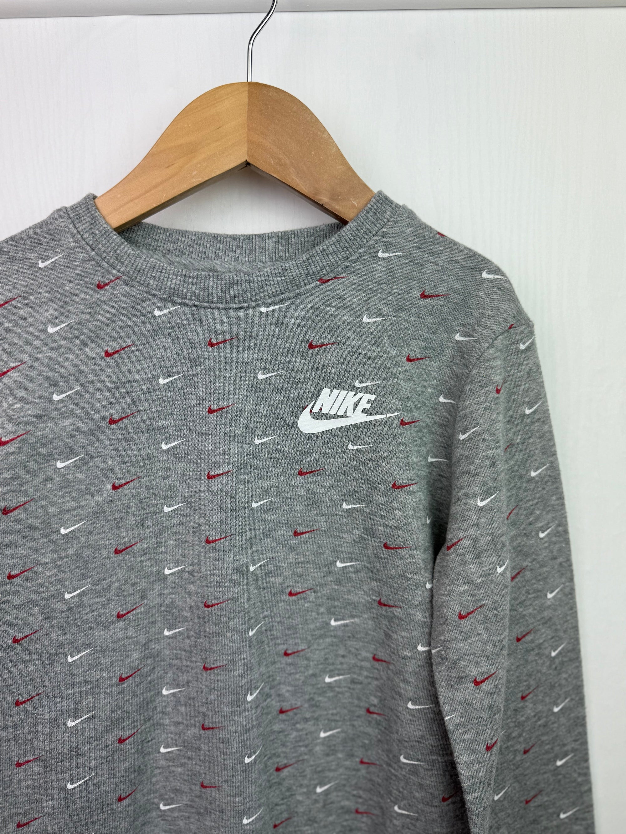 Nike Grey Tick Sweatshirt - Boys 6 - 7 Years - Little Ones Preloved. Second Hand Children's & Preloved Baby, Kids, Girls & Boys Clothes. UK online