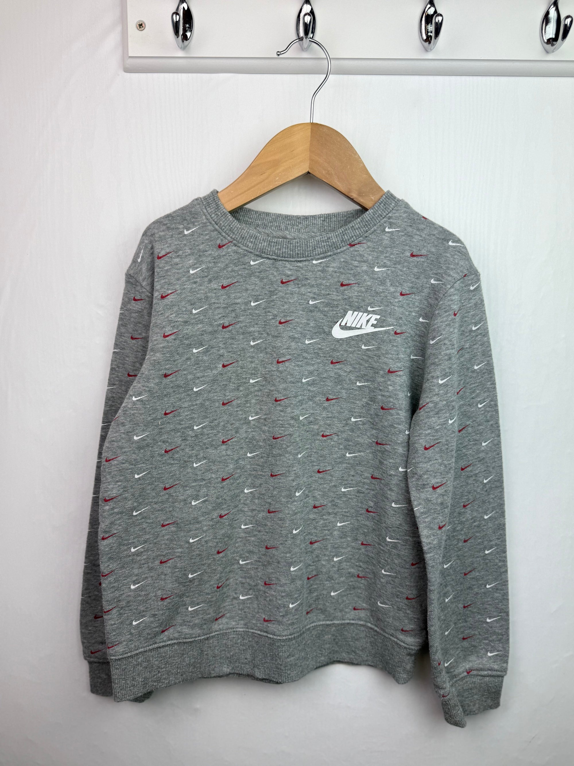 Nike Grey Tick Sweatshirt - Boys 6 - 7 Years - Little Ones Preloved. Second Hand Children's & Preloved Baby, Kids, Girls & Boys Clothes. UK online
