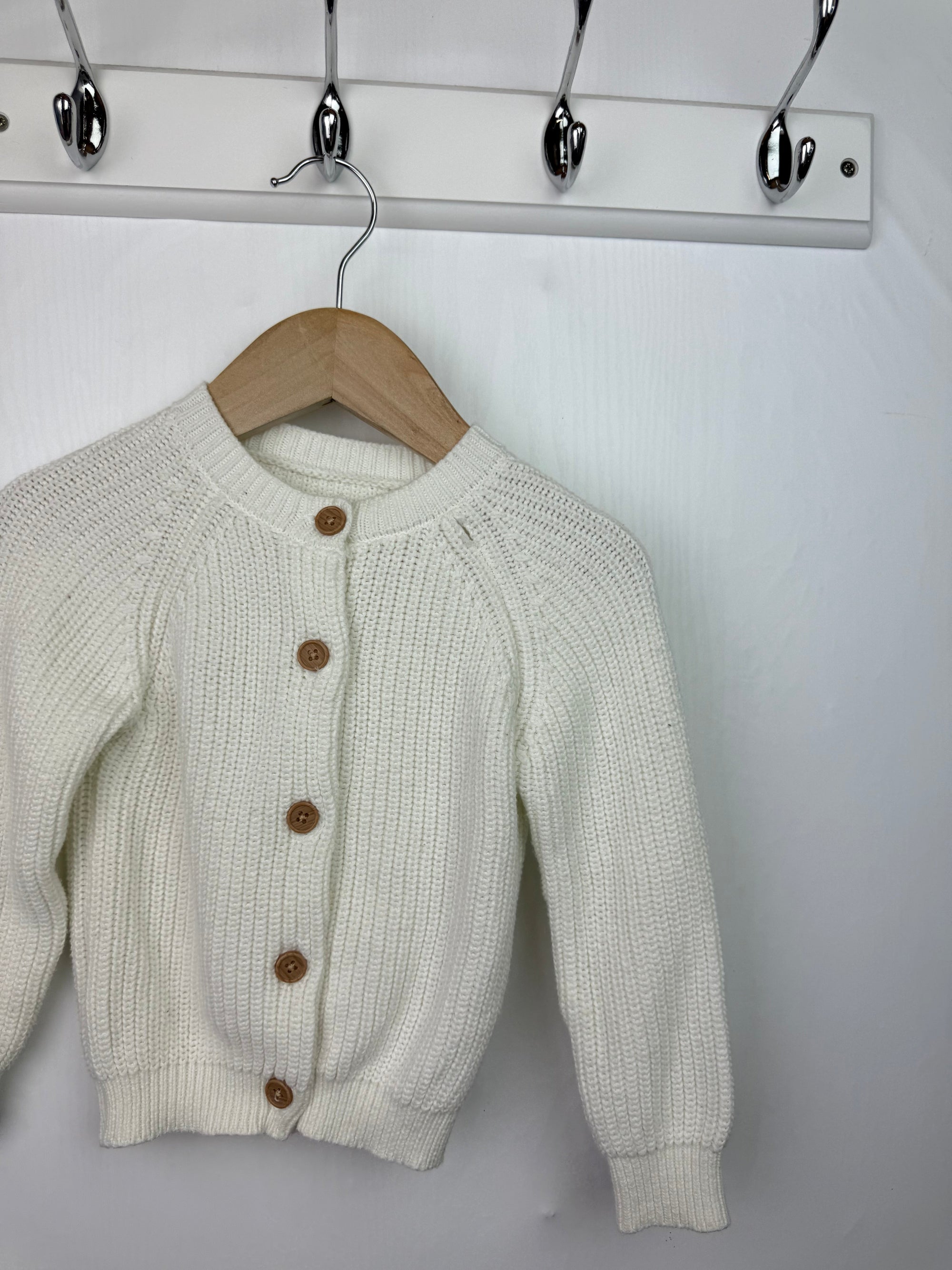 Nutmeg Cream Knit Cardigan - Girls 18 - 24 Months - Little Ones Preloved. Second Hand Children's & Preloved Baby, Kids, Girls & Boys Clothes. UK online