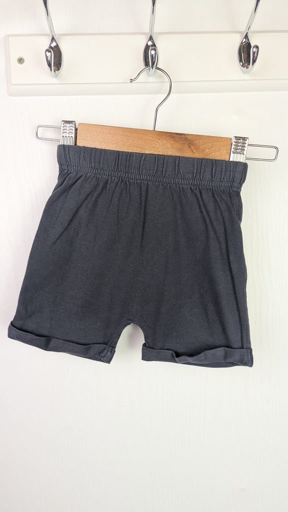 Nutmeg Dark Grey Shorts - Boys 6-9 Months Little Ones Preloved Used, Preloved, Preworn & Second Hand Baby, Kids & Children's Clothing UK Online. Cheap affordable. Brands including Next, Joules, Nutmeg Morrisons, TU, F&F, H&M.