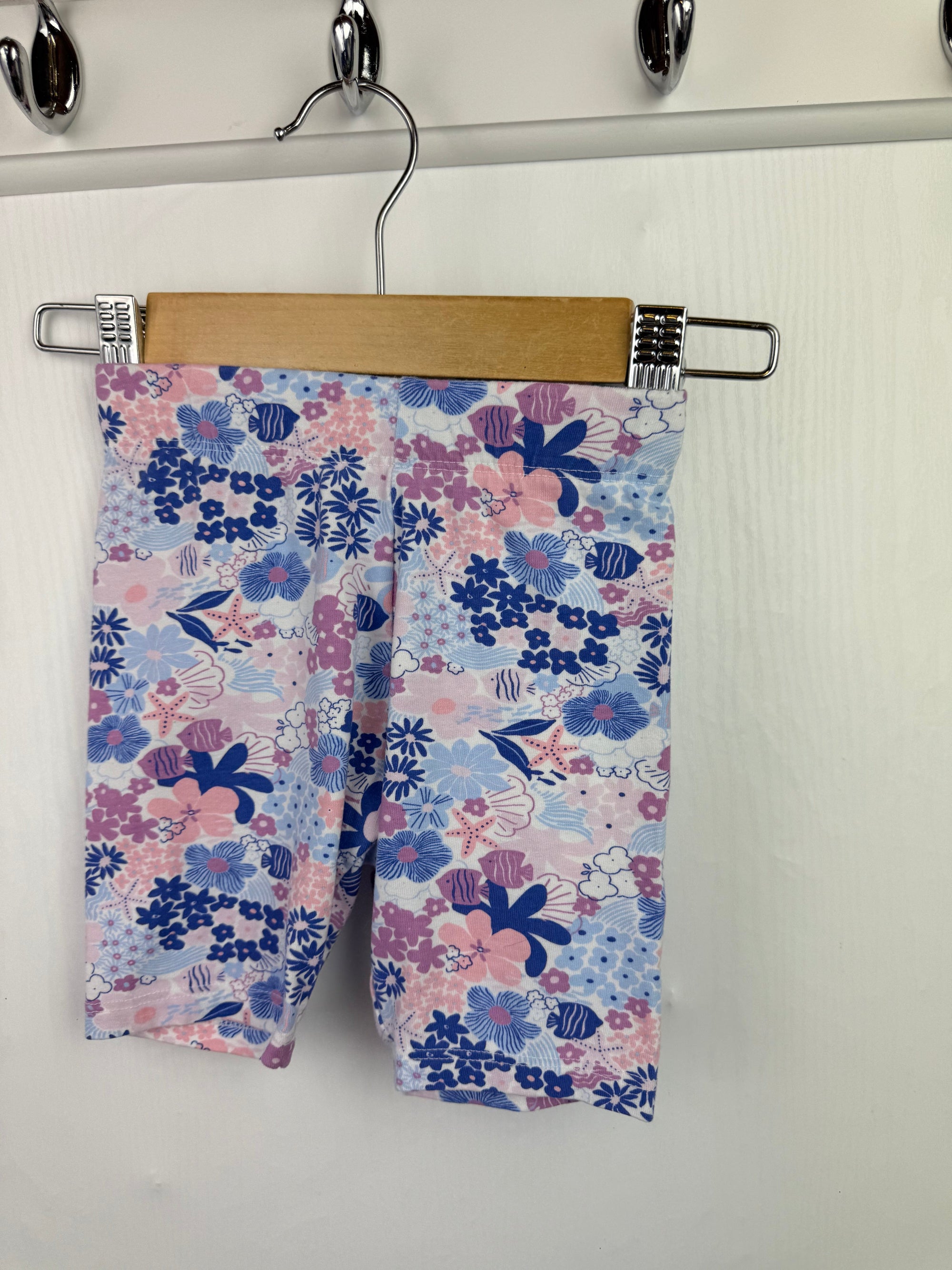 Nutmeg Floral Cycle Shorts - Girls 3 - 4 Years - Little Ones Preloved. Second Hand Children's & Preloved Baby, Kids, Girls & Boys Clothes. UK online