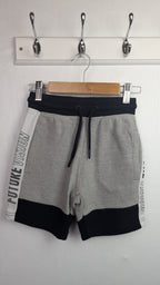 Nutmeg Future Vision Shorts - Boys 5 - 6 Years - Little Ones Preloved. Second Hand Children's & Preloved Baby, Kids, Girls & Boys Clothes. UK online
