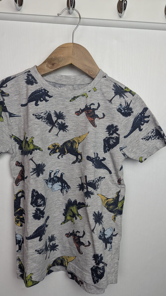 Nutmeg Grey Dinosaur Short Sleeve Top - Boys 6-7 Years Little Ones Preloved Used, Preloved, Preworn Baby, Girls & Boys Clothes. Kids & Children's second hand Clothing UK Online. Cheap affordable. Brands including Next, Joules, Nutmeg Morrisons, TU, F&F, H&M.