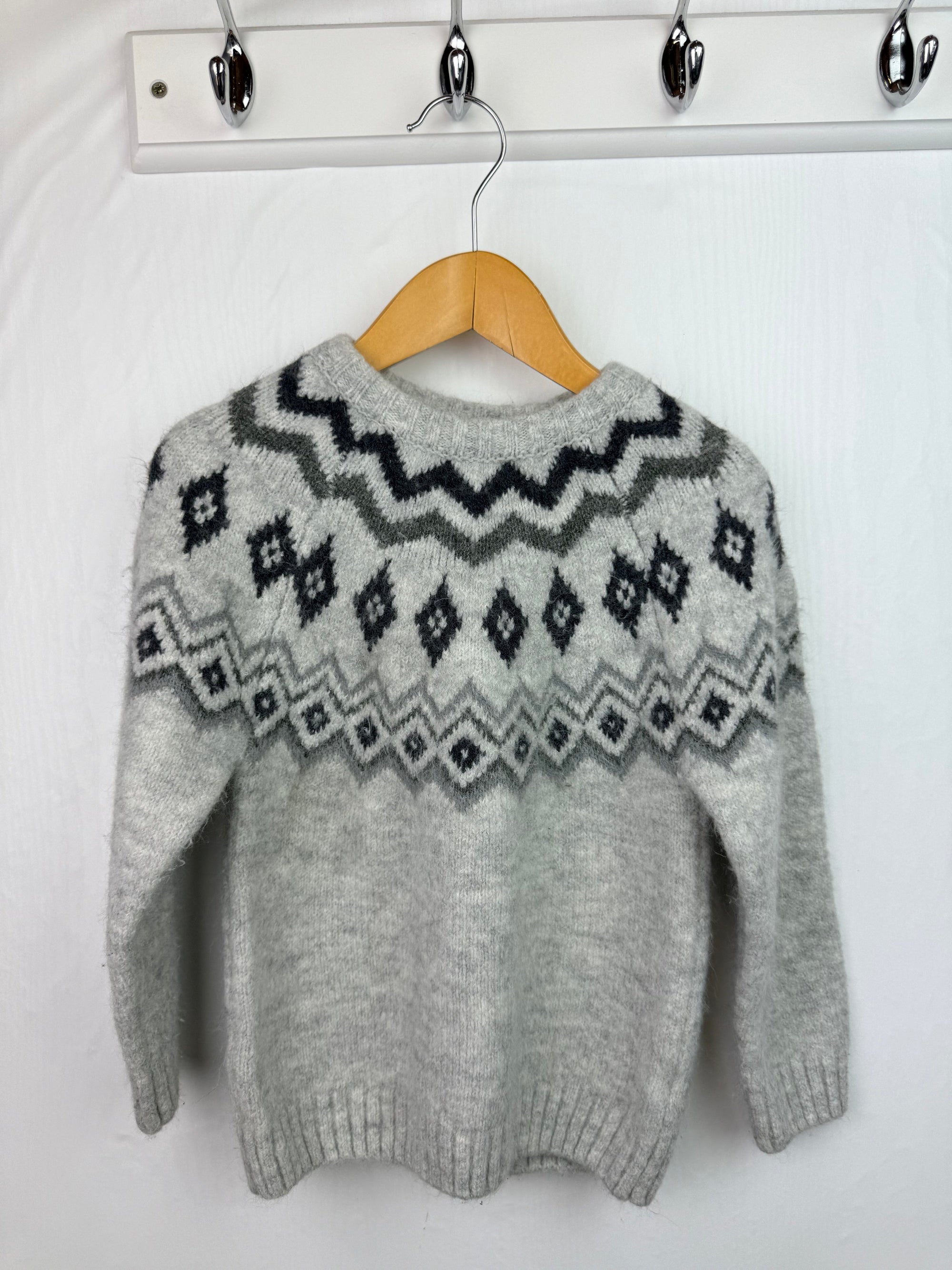 Nutmeg Grey Knit Jumper - Unisex 4 - 5 Years - Little Ones Preloved. Second Hand Children's & Preloved Baby, Kids, Girls & Boys Clothes. UK online