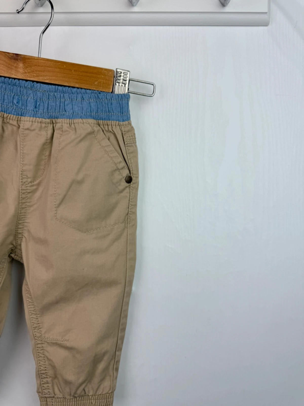 Nutmeg Light Brown Cargo Trousers - Boys 6 - 9 Months - Little Ones Preloved. Second Hand Children's & Preloved Baby, Kids, Girls & Boys Clothes. UK online