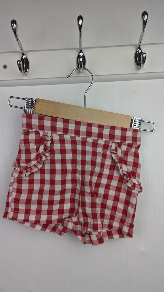 Nutmeg Red Check Shorts - Girls 12-18 Months Nutmeg Used, Preloved, Preworn & Second Hand Baby, Kids & Children's Clothing UK Online. Cheap affordable. Brands including Next, Joules, Nutmeg Morrisons, TU, F&F, H&M.