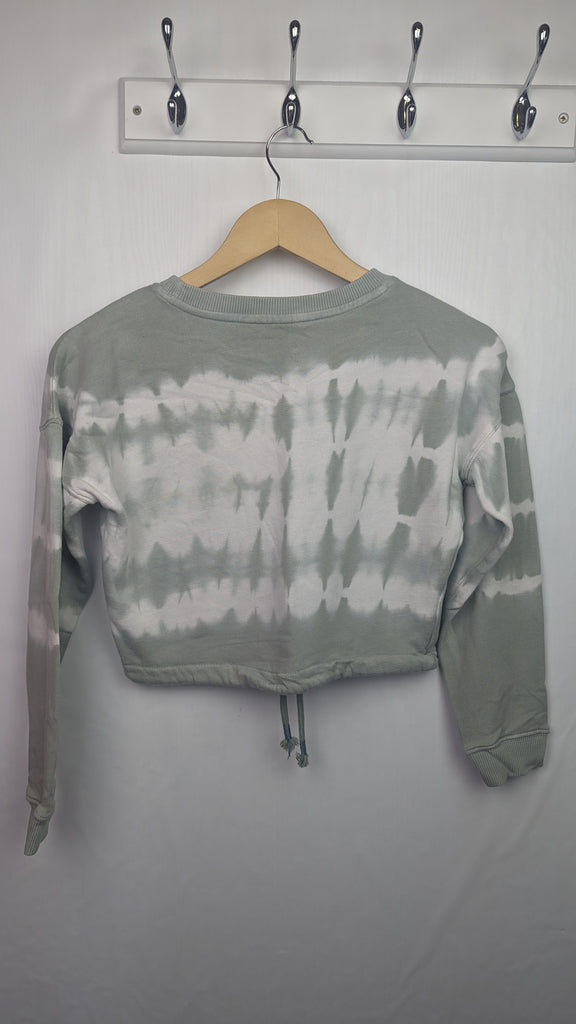 Nutmeg Tie Dye Crop Hoody - Girls 9-10 Years Nutmeg Used, Preloved, Preworn & Second Hand Baby, Kids & Children's Clothing UK Online. Cheap affordable. Brands including Next, Joules, Nutmeg Morrisons, TU, F&F, H&M.