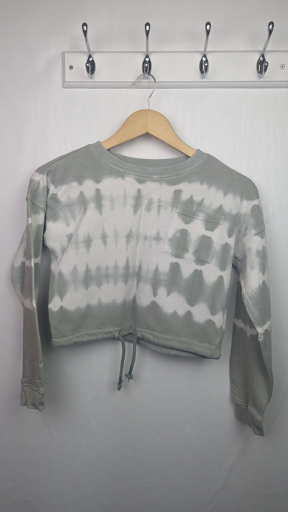 Nutmeg Tie Dye Crop Hoody - Girls 9-10 Years Nutmeg Used, Preloved, Preworn & Second Hand Baby, Kids & Children's Clothing UK Online. Cheap affordable. Brands including Next, Joules, Nutmeg Morrisons, TU, F&F, H&M.