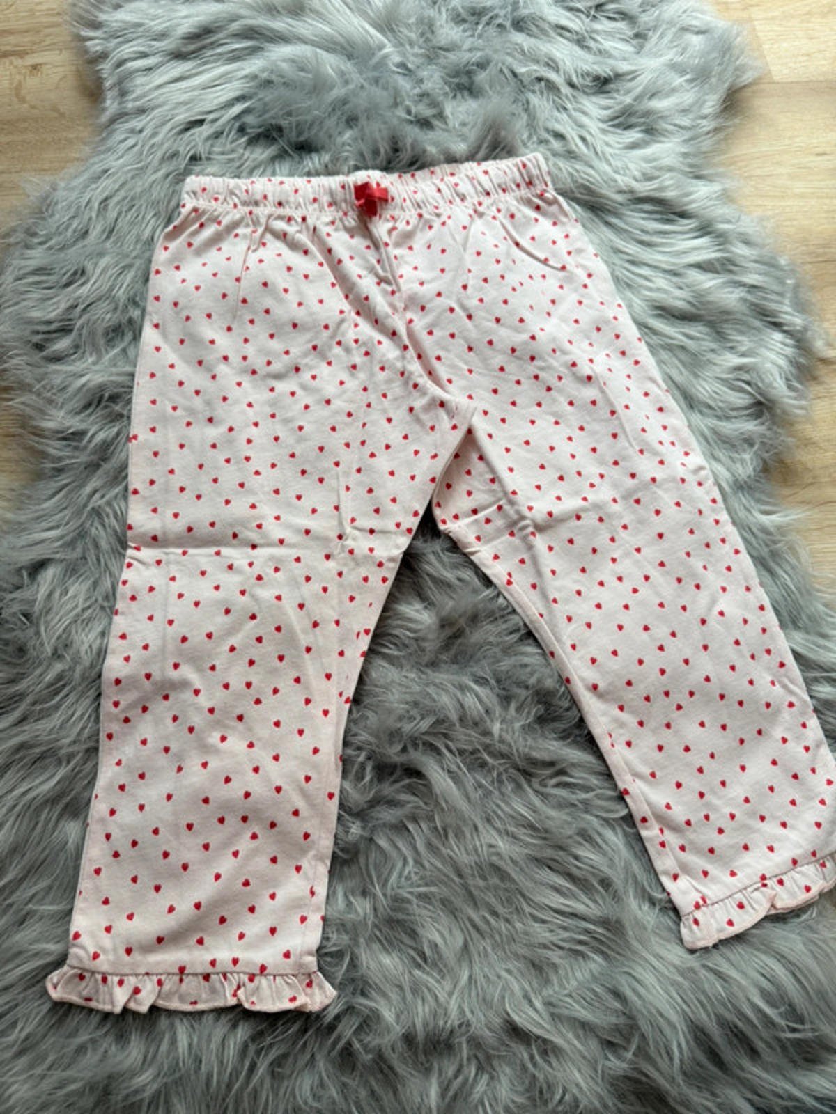 Nwot’s Boden Pink Heart Cropped Lounge Bottoms - Girls 8 - 9 Years - Little Ones Preloved. Second Hand Children's & Preloved Baby, Kids, Girls & Boys Clothes. UK online