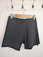 NWOT's F&F 2 - Pack Black Cycle Shorts - Girls 12 - 13 Years - Little Ones Preloved. Second Hand Children's & Preloved Baby, Kids, Girls & Boys Clothes. UK online
