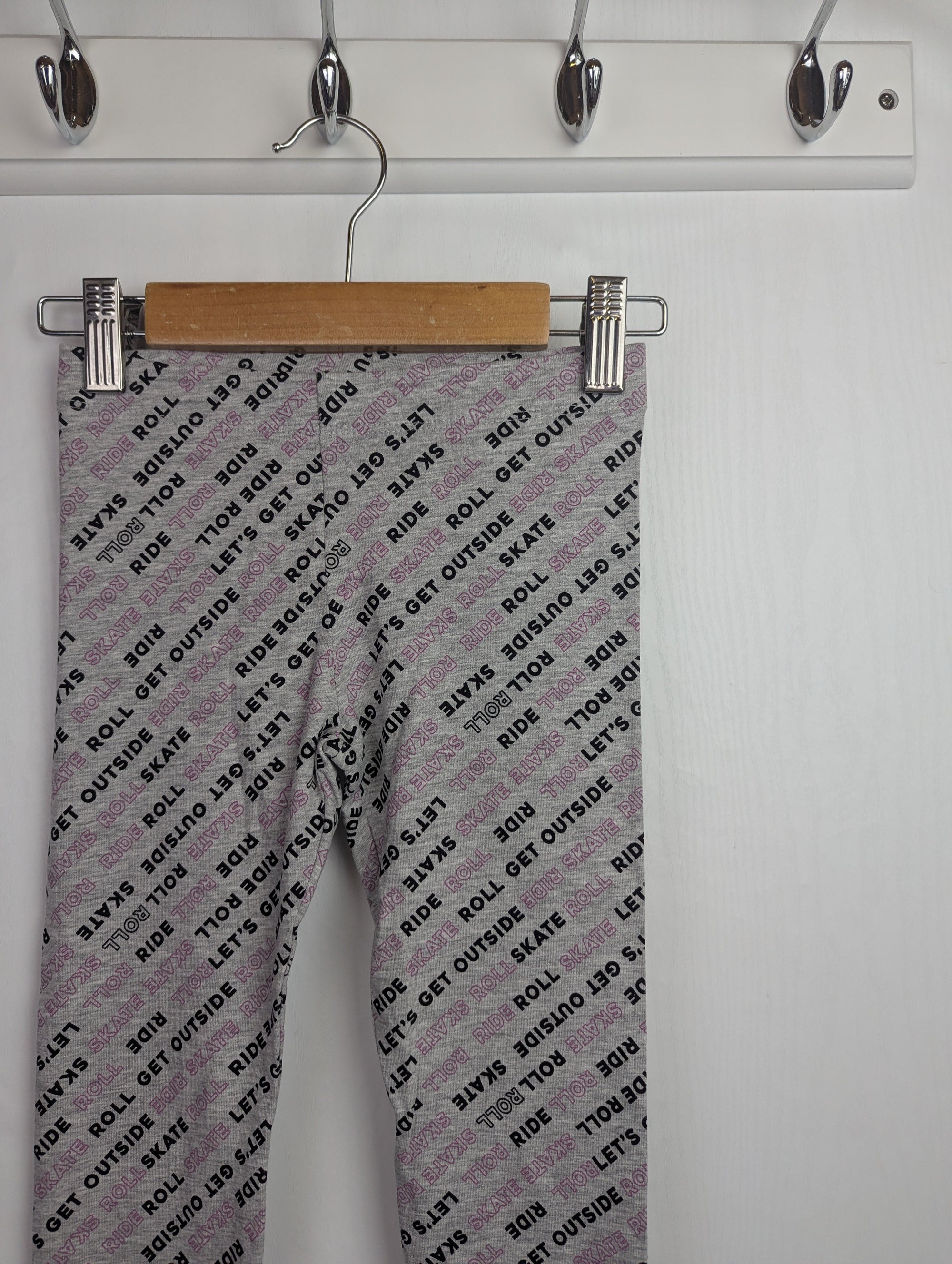 NWOT's F&F Grey Slogan Leggings - Girls 5 - 6 Years - Little Ones Preloved. Second Hand Children's & Preloved Baby, Kids, Girls & Boys Clothes. UK online