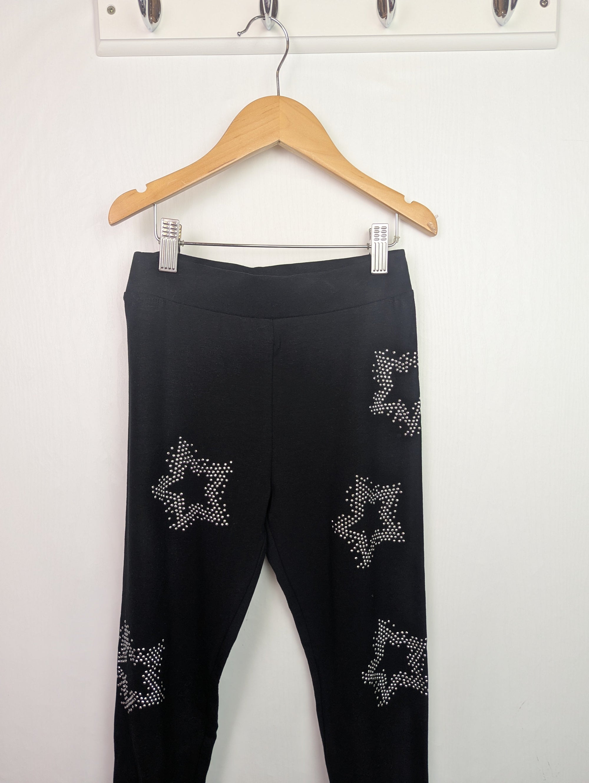 NWOT's George Black Star Leggings - Girls 9 - 10 Years - Little Ones Preloved. Second Hand Children's & Preloved Baby, Kids, Girls & Boys Clothes. UK online