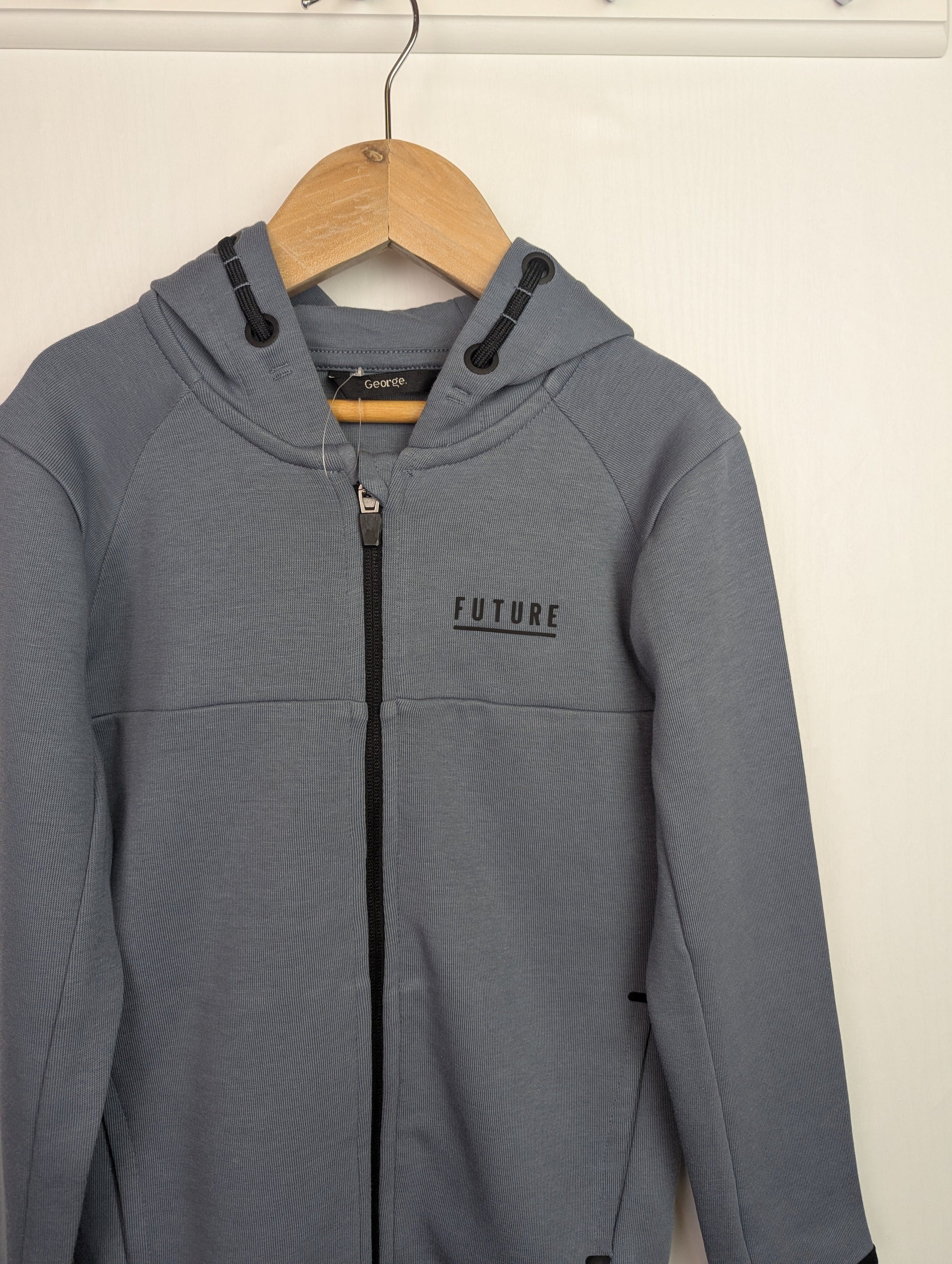 NWOT's George Blue Zip Hoodie - Boys 5 - 6 Years - Little Ones Preloved. Second Hand Children's & Preloved Baby, Kids, Girls & Boys Clothes. UK online