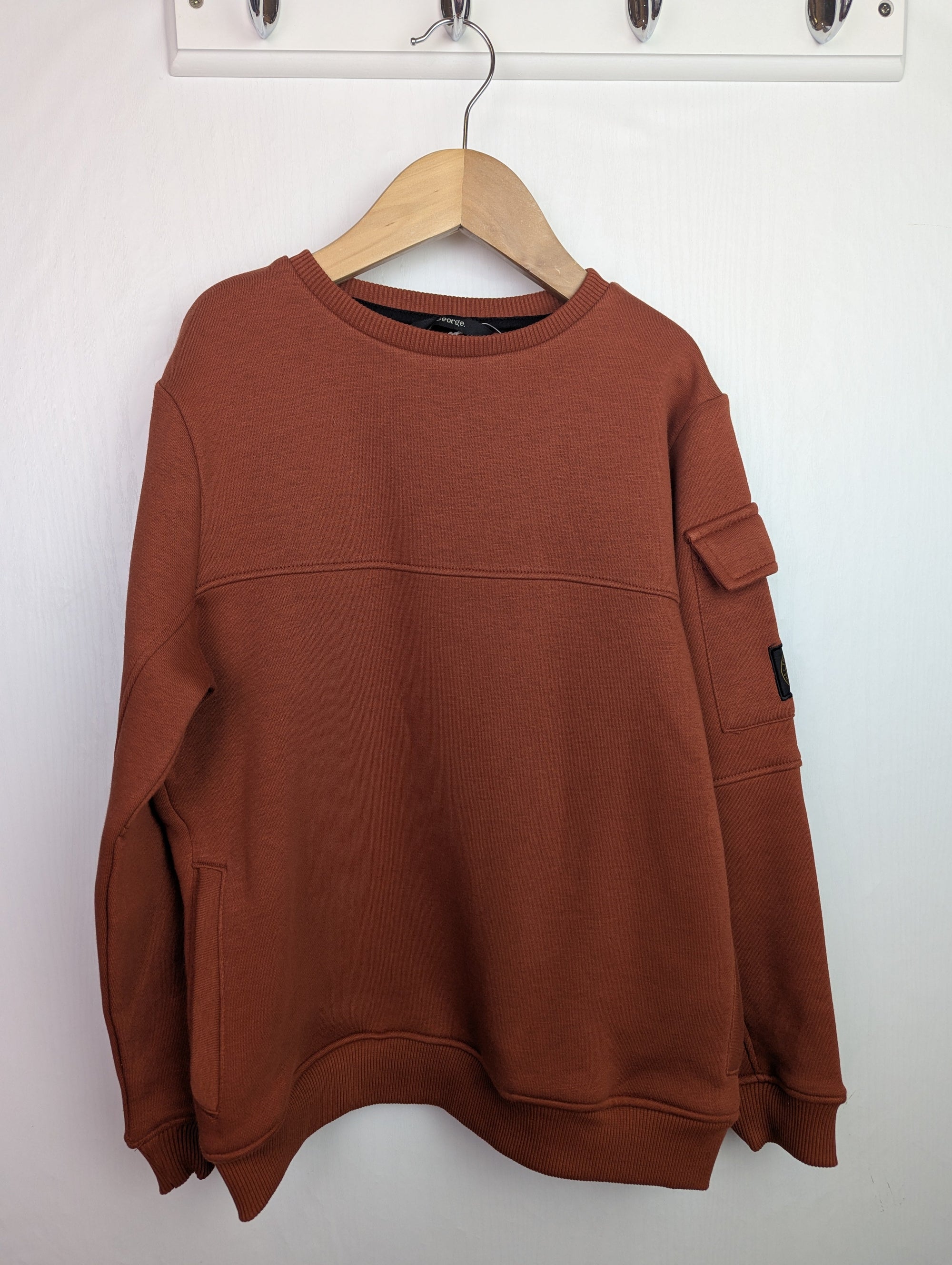 NWOT's George Brown Jumper - Boys 9 - 10 Years - Little Ones Preloved. Second Hand Children's & Preloved Baby, Kids, Girls & Boys Clothes. UK online