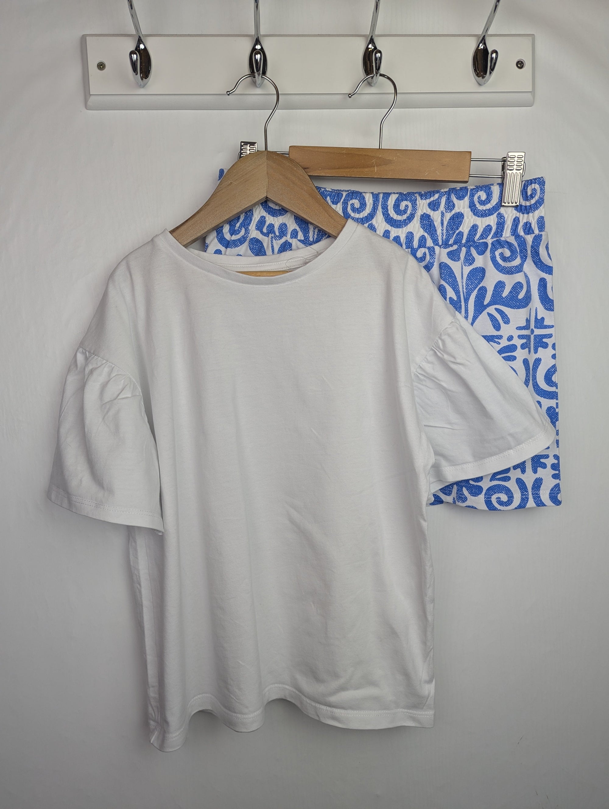 NWOT's George Top & Shorts Outfit - Girls 11 - 12 Years - Little Ones Preloved. Second Hand Children's & Preloved Baby, Kids, Girls & Boys Clothes. UK online