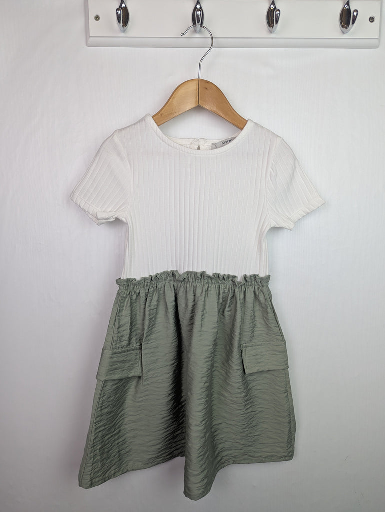 NWOT's George White & Green Dress - Girls 5-6 Years Little Ones Preloved Used, Preloved, Preworn Baby, Girls & Boys Clothes. Kids & Children's second hand Clothing UK Online. Cheap affordable. Brands including Next, Joules, Nutmeg Morrisons, TU, F&F, H&M.
