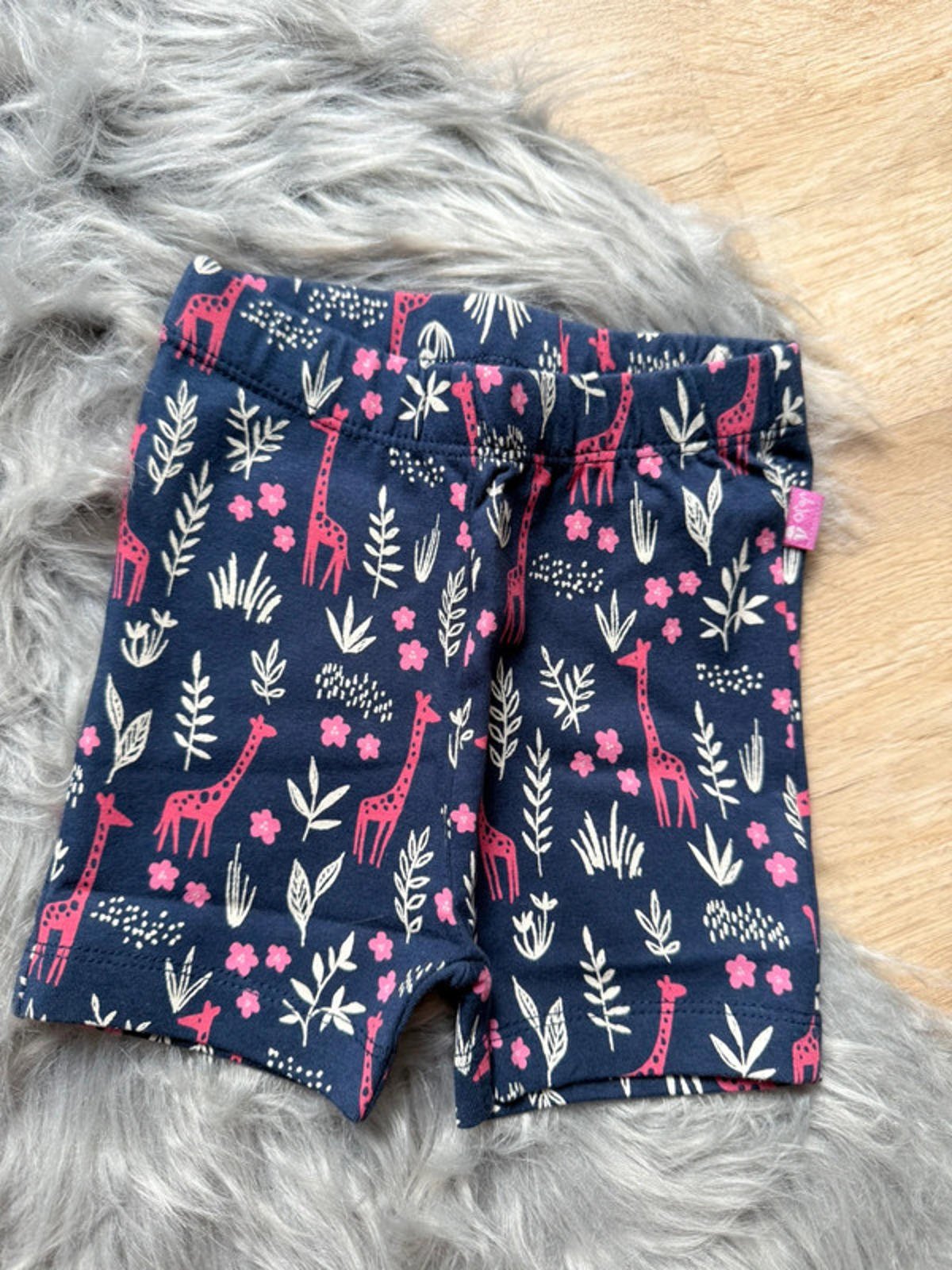 Nwot’s Jojo Maman Bebe Floral Cycle Shorts - Girls 6 - 12 Months - Little Ones Preloved. Second Hand Children's & Preloved Baby, Kids, Girls & Boys Clothes. UK online
