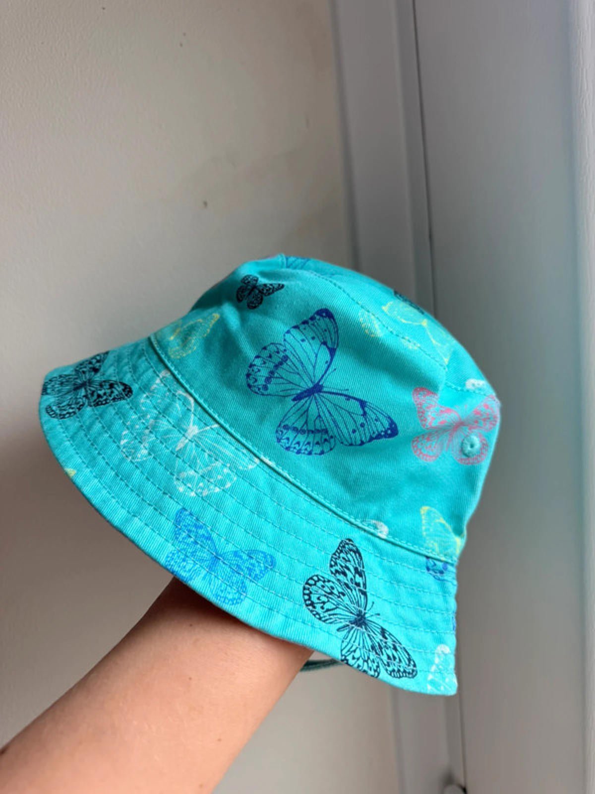 Nwot’s M&S Butterfly Summer Bucket Hat - Girls 18 - 36 Months - Little Ones Preloved. Second Hand Children's & Preloved Baby, Kids, Girls & Boys Clothes. UK online