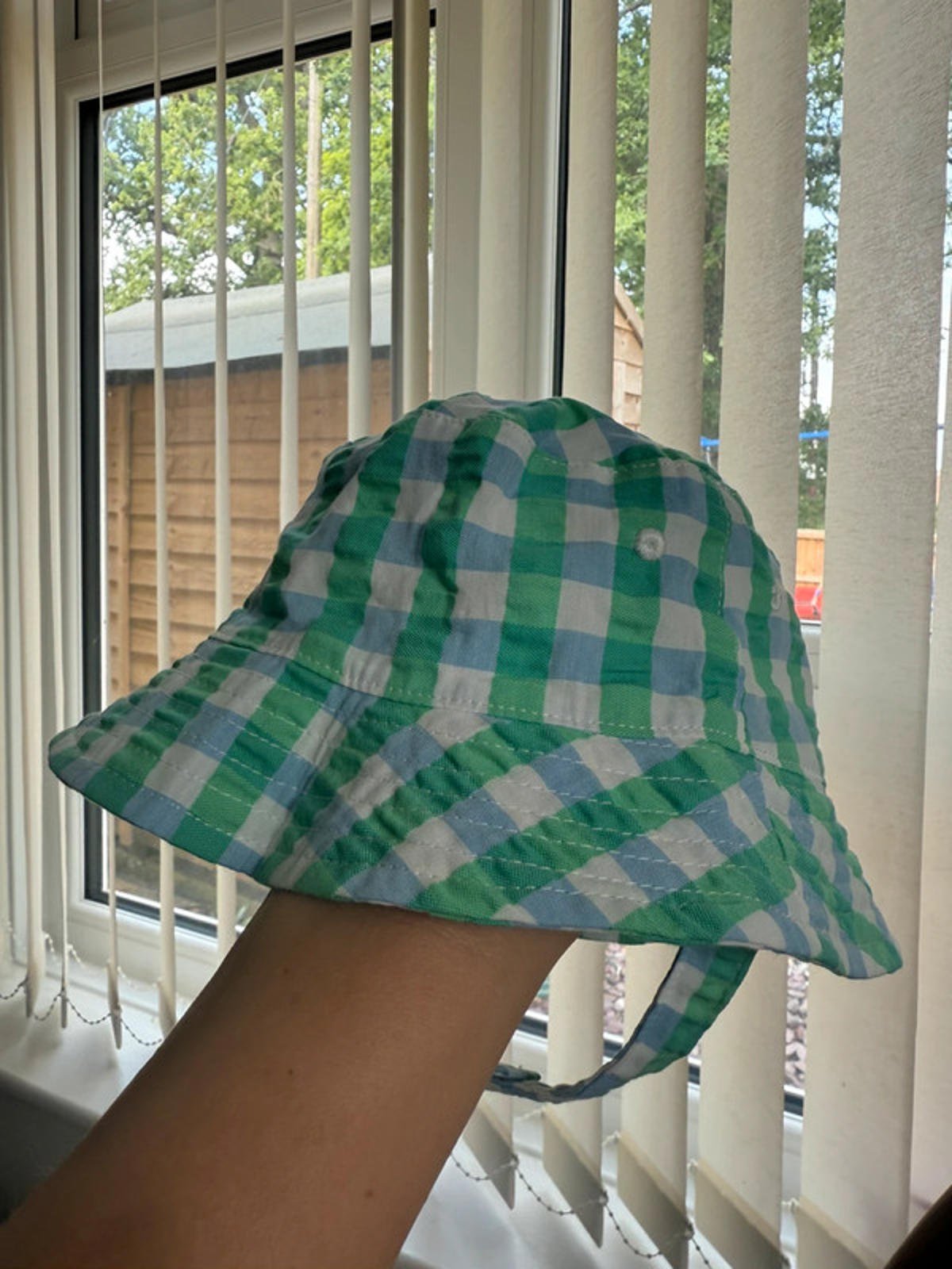 Nwot’s M&S Green & Blue Check Summer Hat - Boys 3 - 6 Months - Little Ones Preloved. Second Hand Children's & Preloved Baby, Kids, Girls & Boys Clothes. UK online