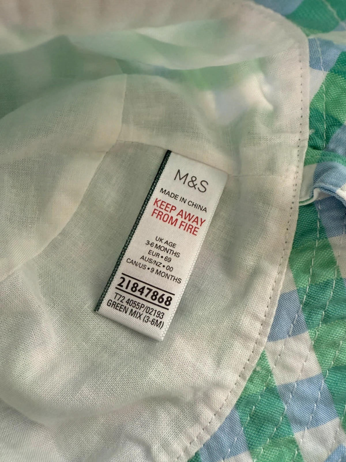 Nwot’s M&S Green & Blue Check Summer Hat - Boys 3 - 6 Months - Little Ones Preloved. Second Hand Children's & Preloved Baby, Kids, Girls & Boys Clothes. UK online