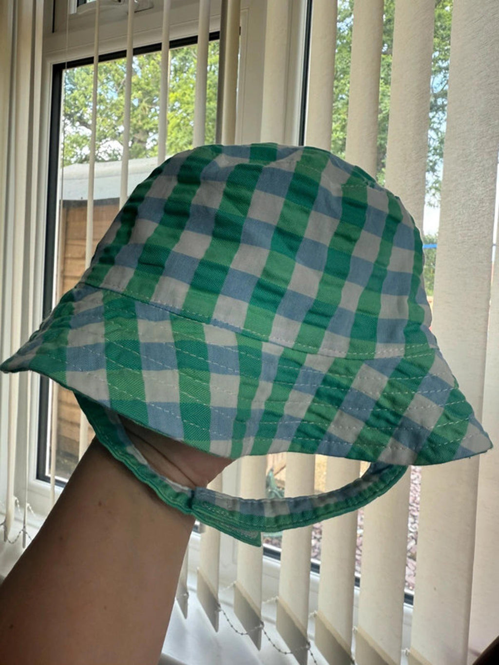 Nwot’s M&S Green & Blue Check Summer Hat - Boys 3 - 6 Months - Little Ones Preloved. Second Hand Children's & Preloved Baby, Kids, Girls & Boys Clothes. UK online