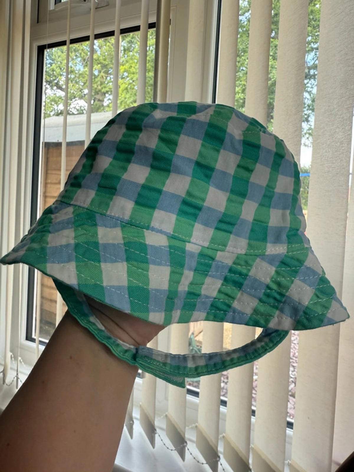 Nwot’s M&S Green & Blue Check Summer Hat - Boys 3 - 6 Months - Little Ones Preloved. Second Hand Children's & Preloved Baby, Kids, Girls & Boys Clothes. UK online