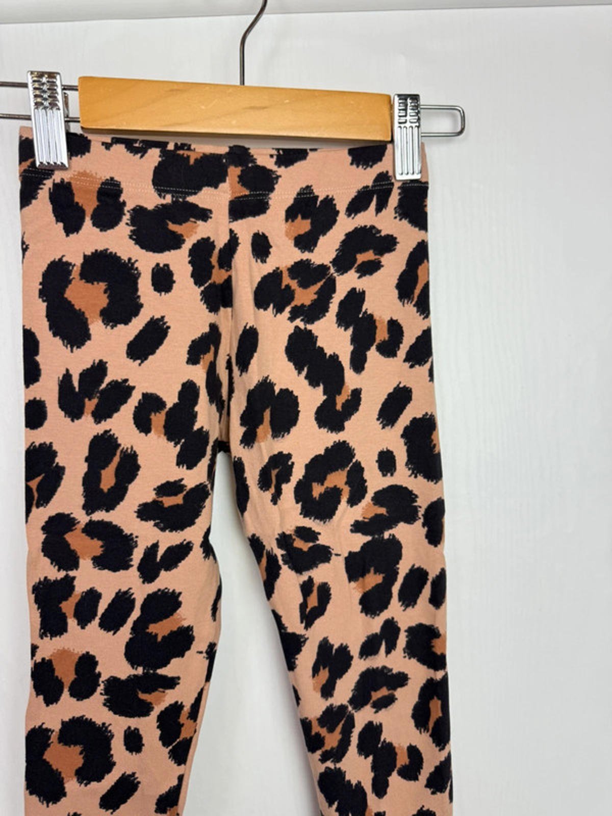 Nwot’s Next Animal Print Leggings - Girls 4 Years - Little Ones Preloved. Second Hand Children's & Preloved Baby, Kids, Girls & Boys Clothes. UK online
