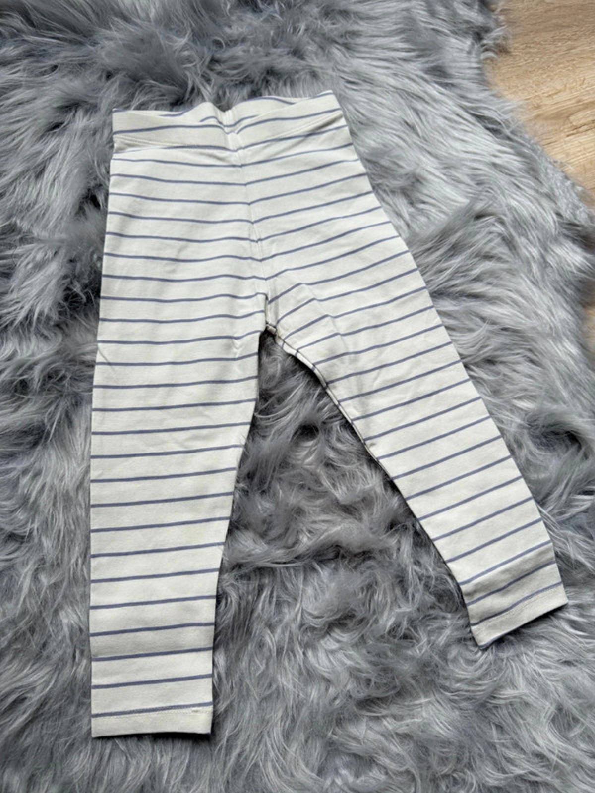 Nwot’s Next Cream & Grey Striped Leggings - Girls 3 Years - Little Ones Preloved. Second Hand Children's & Preloved Baby, Kids, Girls & Boys Clothes. UK online