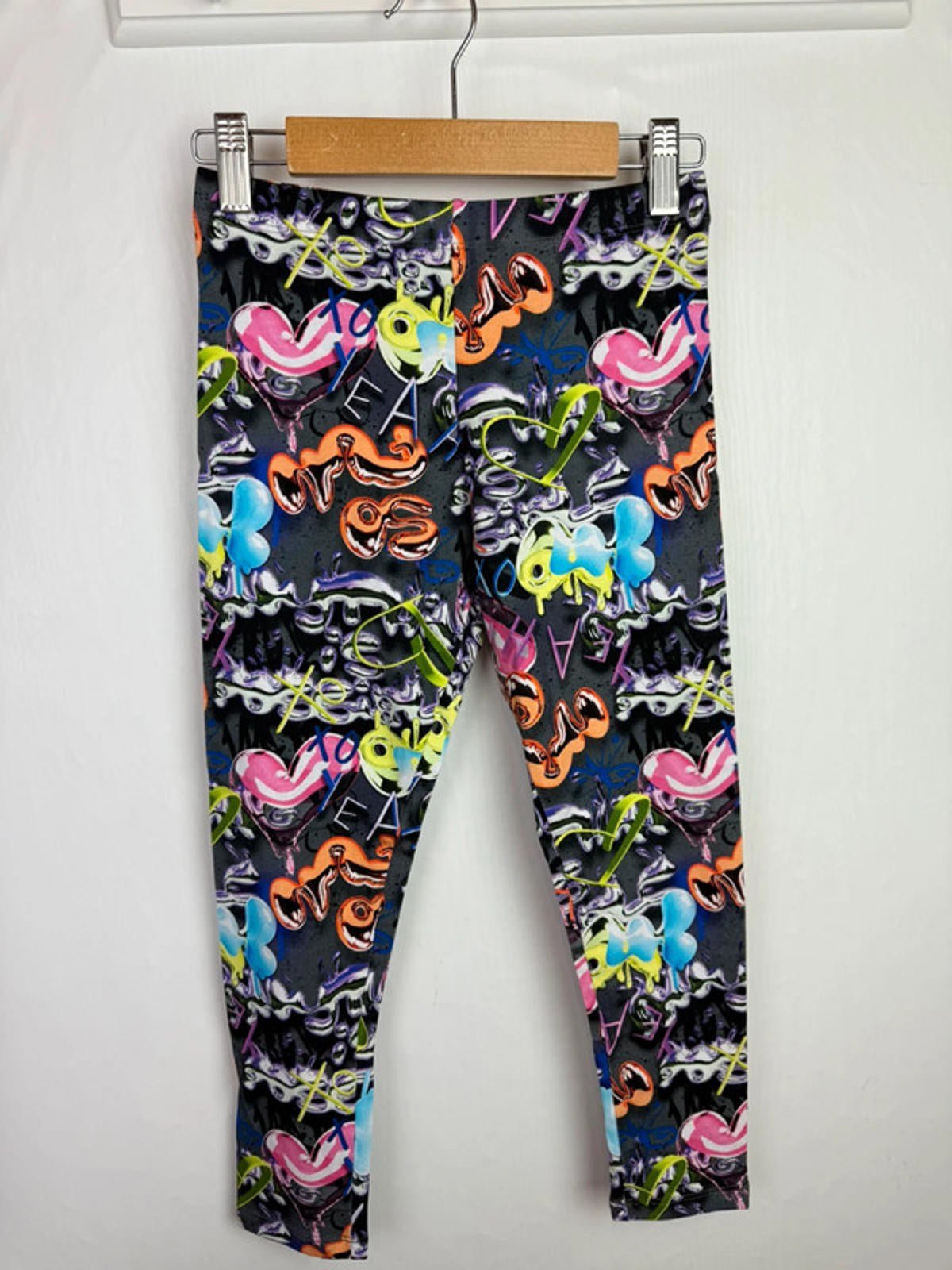 NWOT's Next Purple Grafitti Leggings - Girls 8 Years - Little Ones Preloved. Second Hand Children's & Preloved Baby, Kids, Girls & Boys Clothes. UK online
