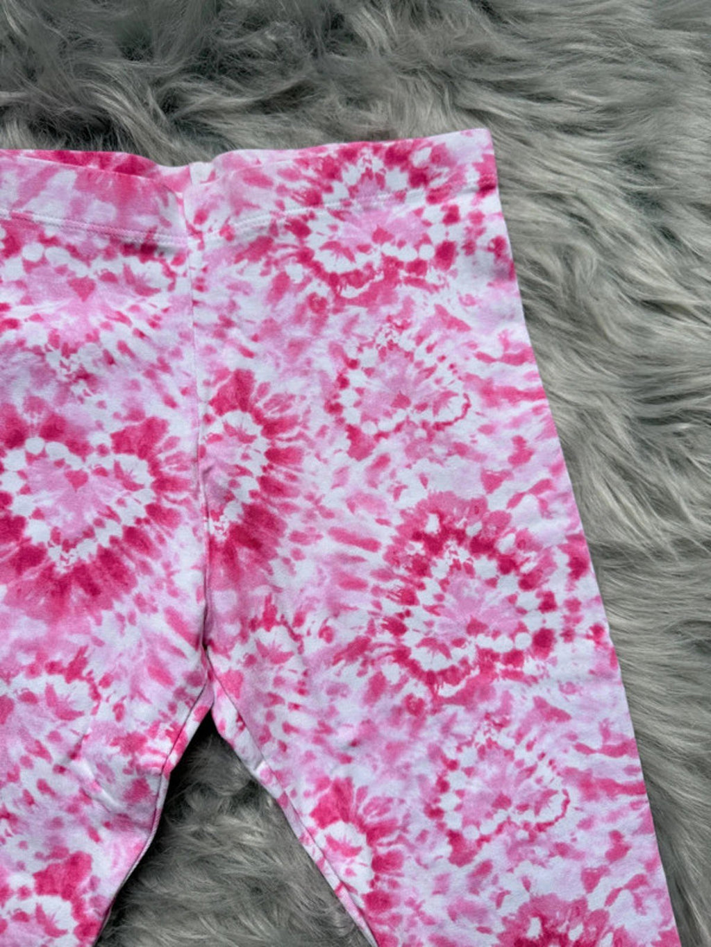 Nwot’s Next Tie Dye Heart Leggings - Girls 9 Years - Little Ones Preloved. Second Hand Children's & Preloved Baby, Kids, Girls & Boys Clothes. UK online