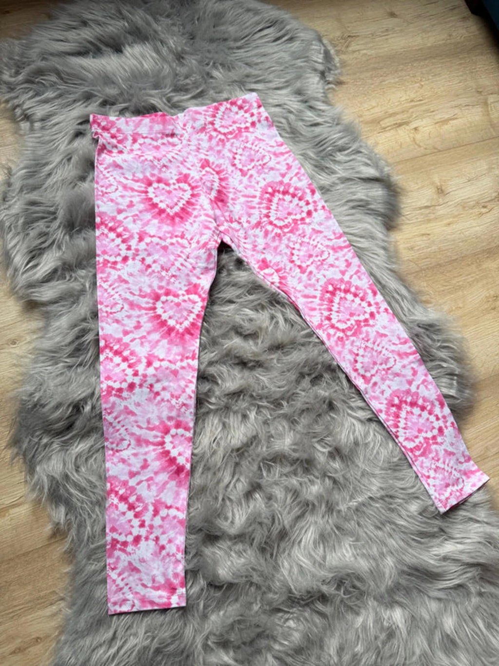Nwot’s Next Tie Dye Heart Leggings - Girls 9 Years - Little Ones Preloved. Second Hand Children's & Preloved Baby, Kids, Girls & Boys Clothes. UK online