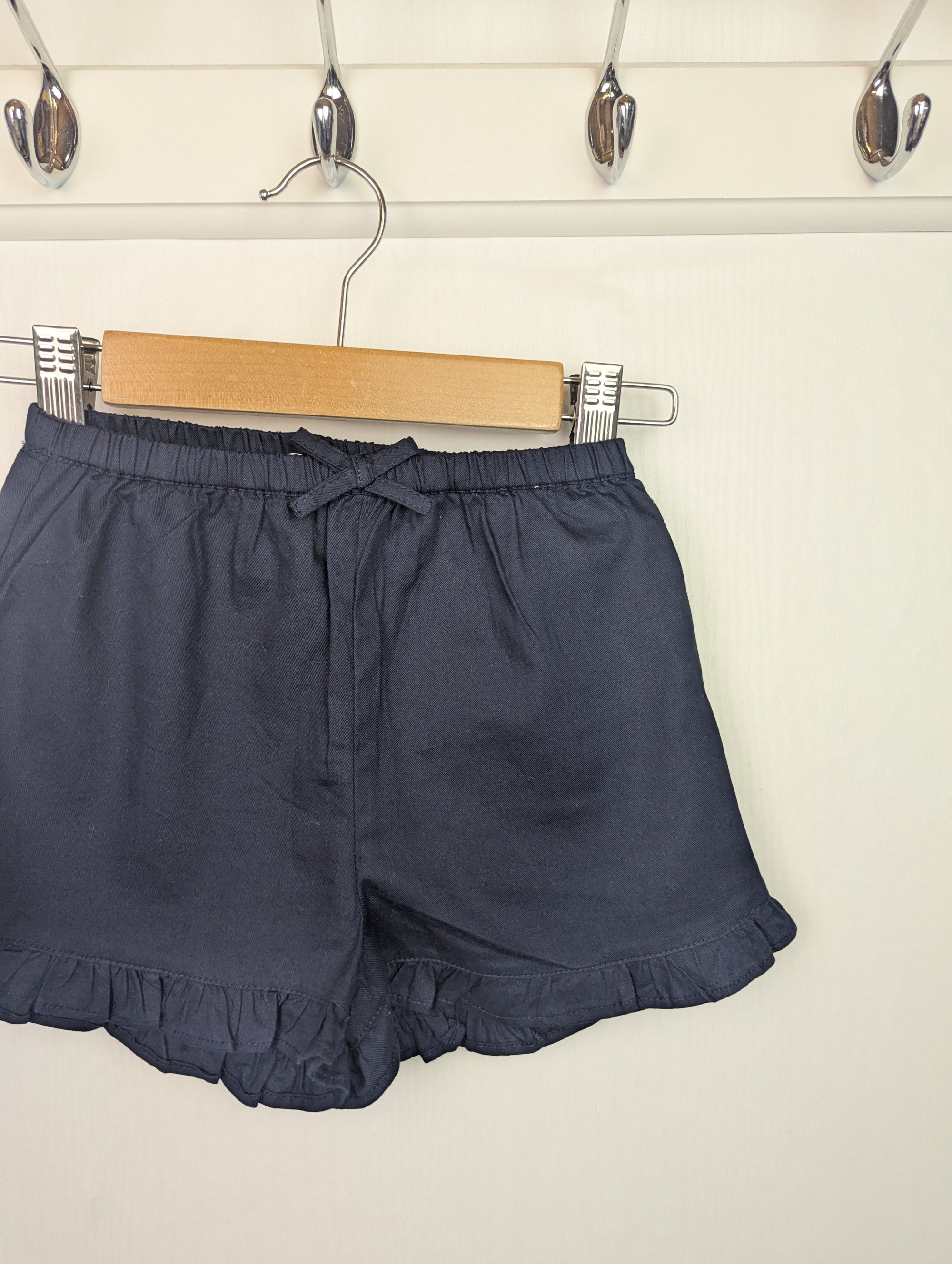 NWOT's Primark Navy Cotton Shorts - Girls 2 - 3 Years - Little Ones Preloved. Second Hand Children's & Preloved Baby, Kids, Girls & Boys Clothes. UK online