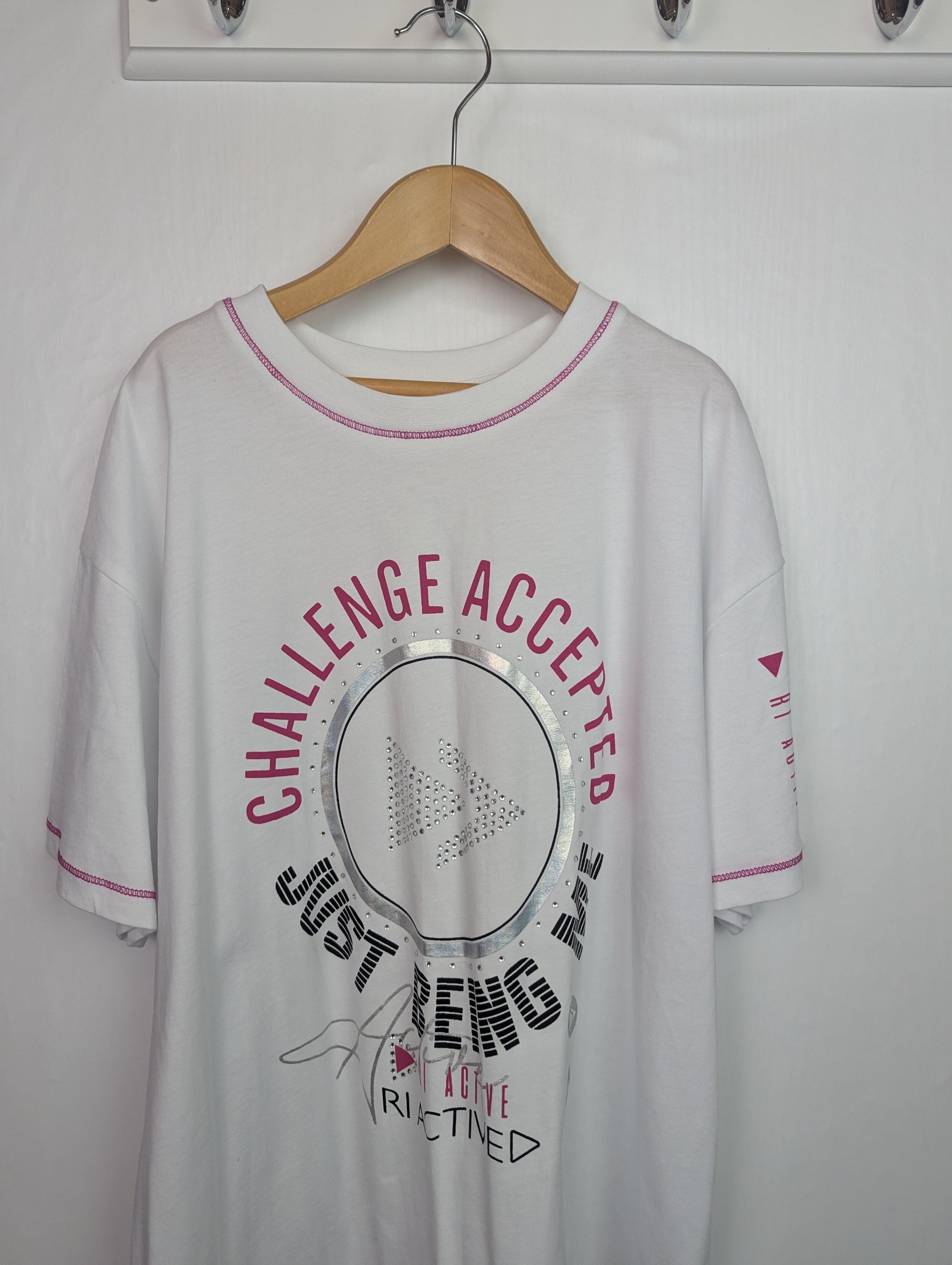 NWOT's River Island Active Top - Girls 11 - 12 Years - Little Ones Preloved. Second Hand Children's & Preloved Baby, Kids, Girls & Boys Clothes. UK online