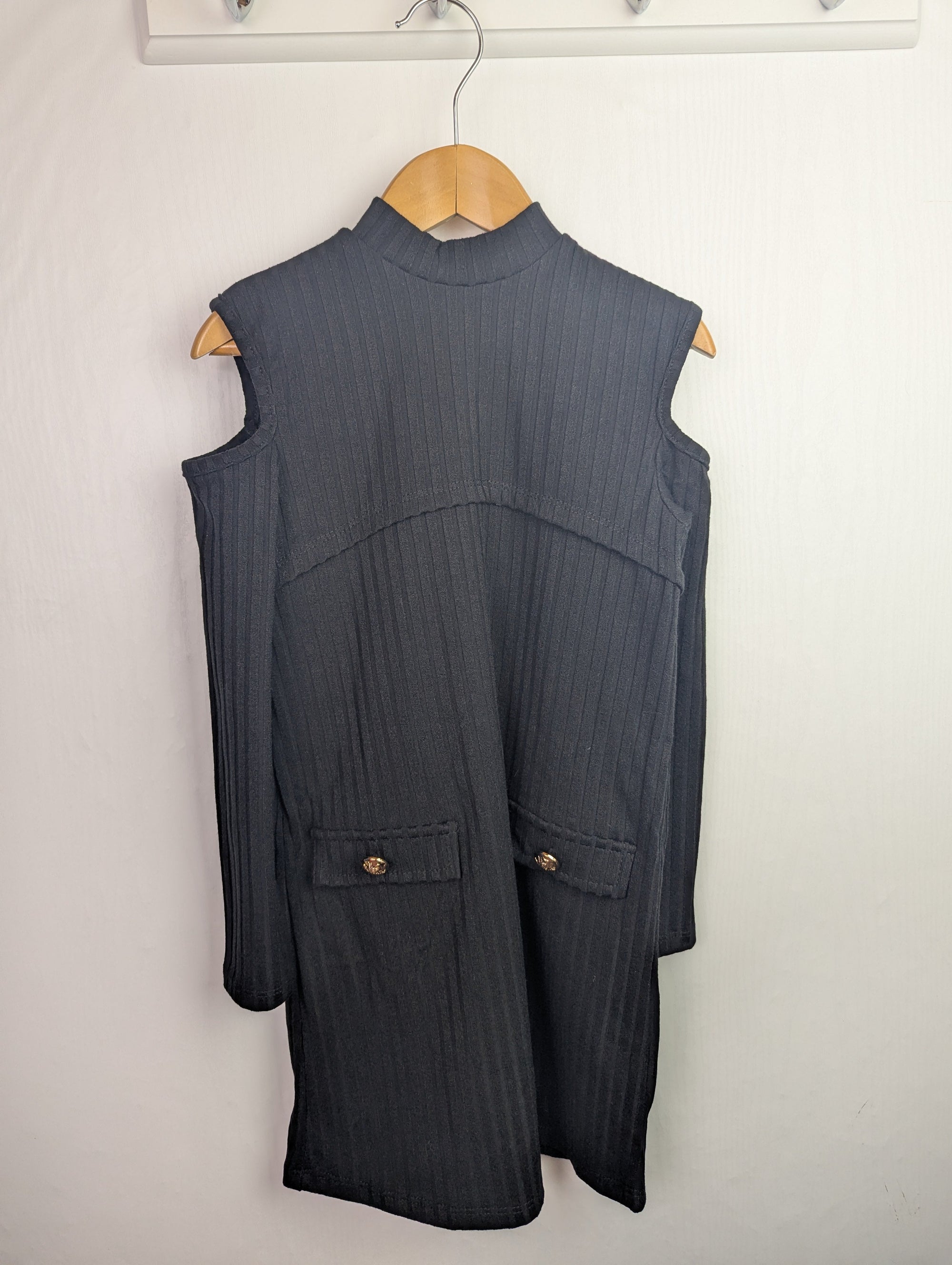 NWOT's River Island Black Ribbed Dress - Girls 4 - 5 Years - Little Ones Preloved. Second Hand Children's & Preloved Baby, Kids, Girls & Boys Clothes. UK online
